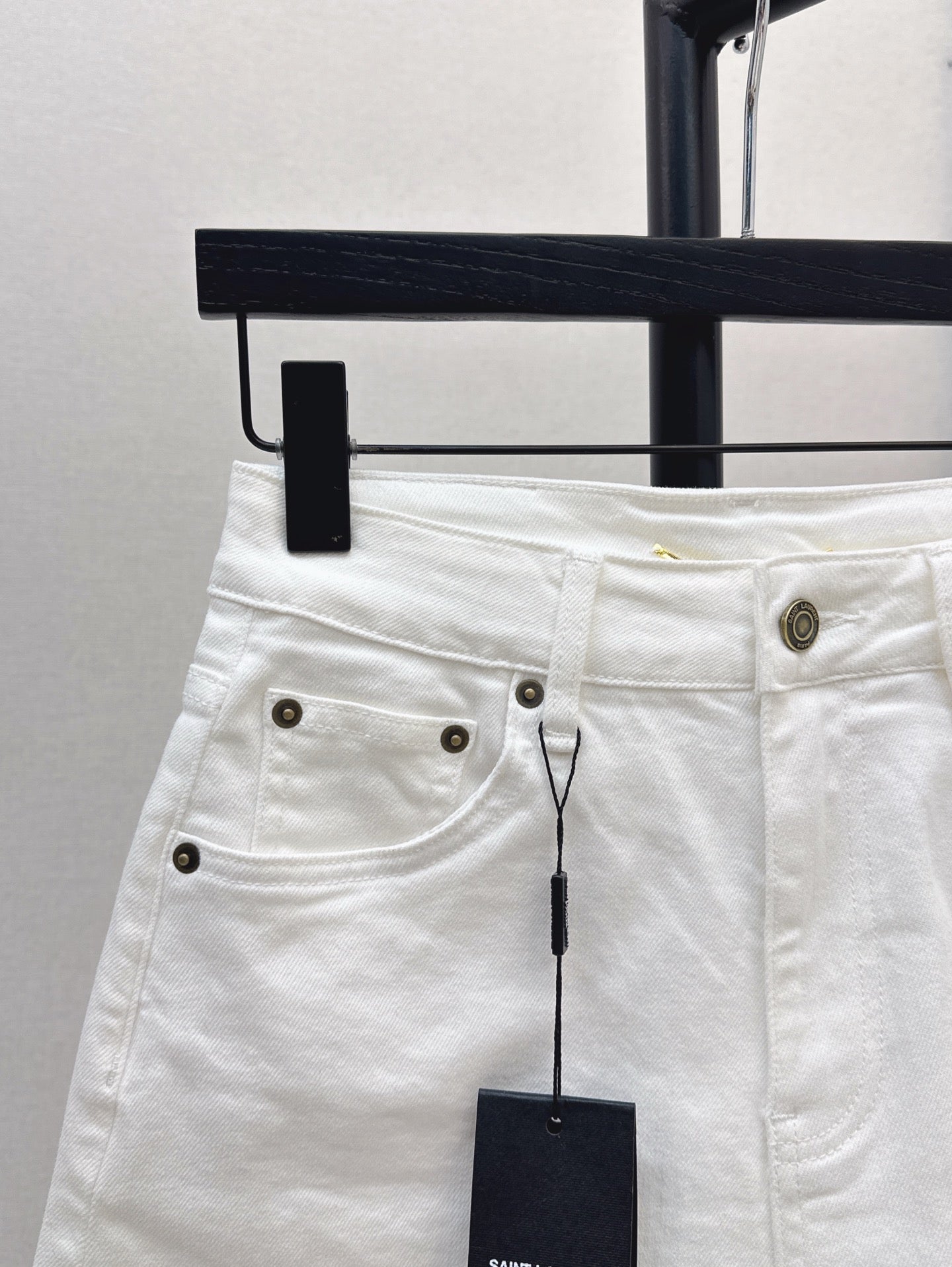 YS* 25ss embroidered denim shorts