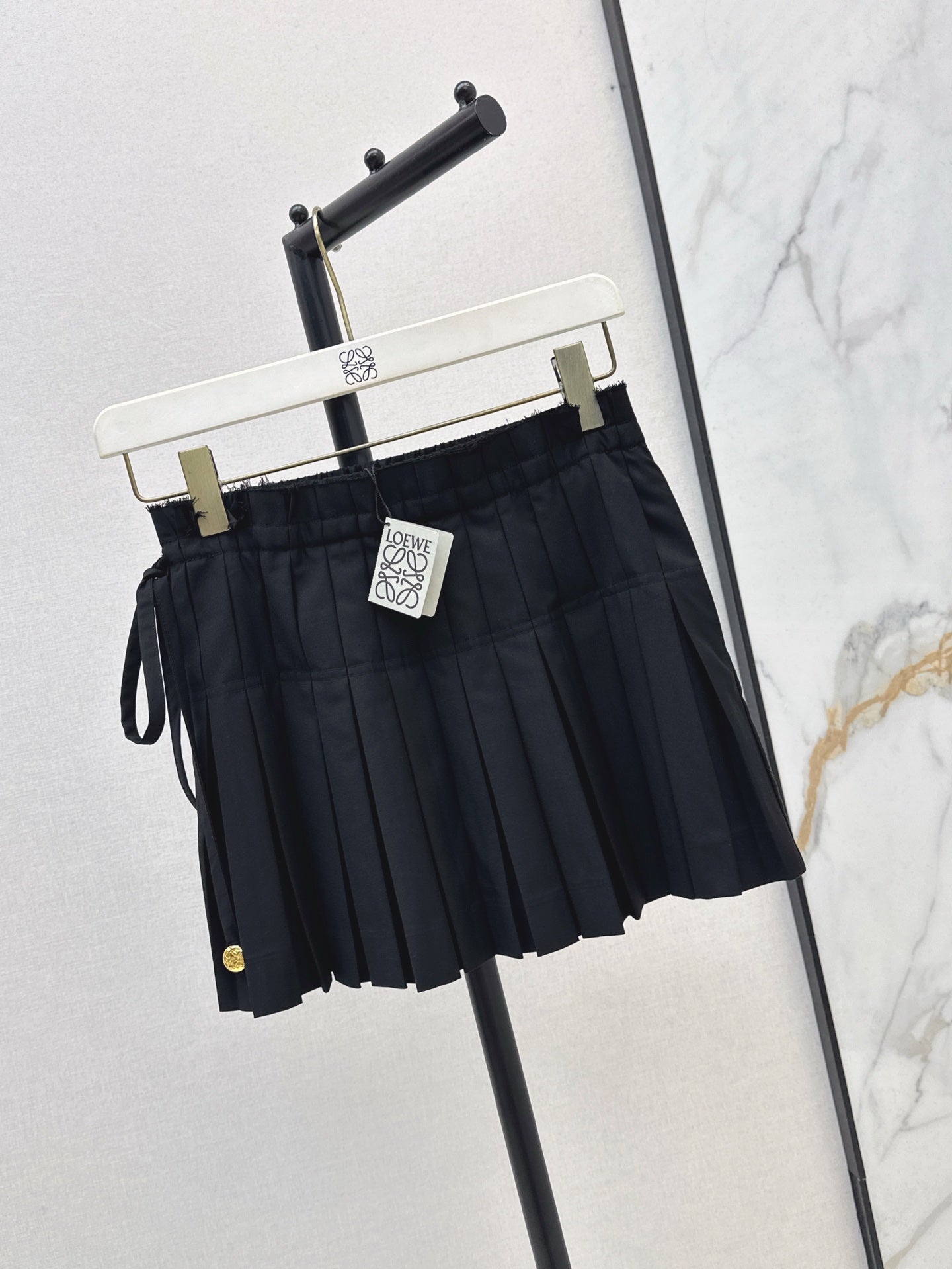 Loe* 25ss pleated mini skirt