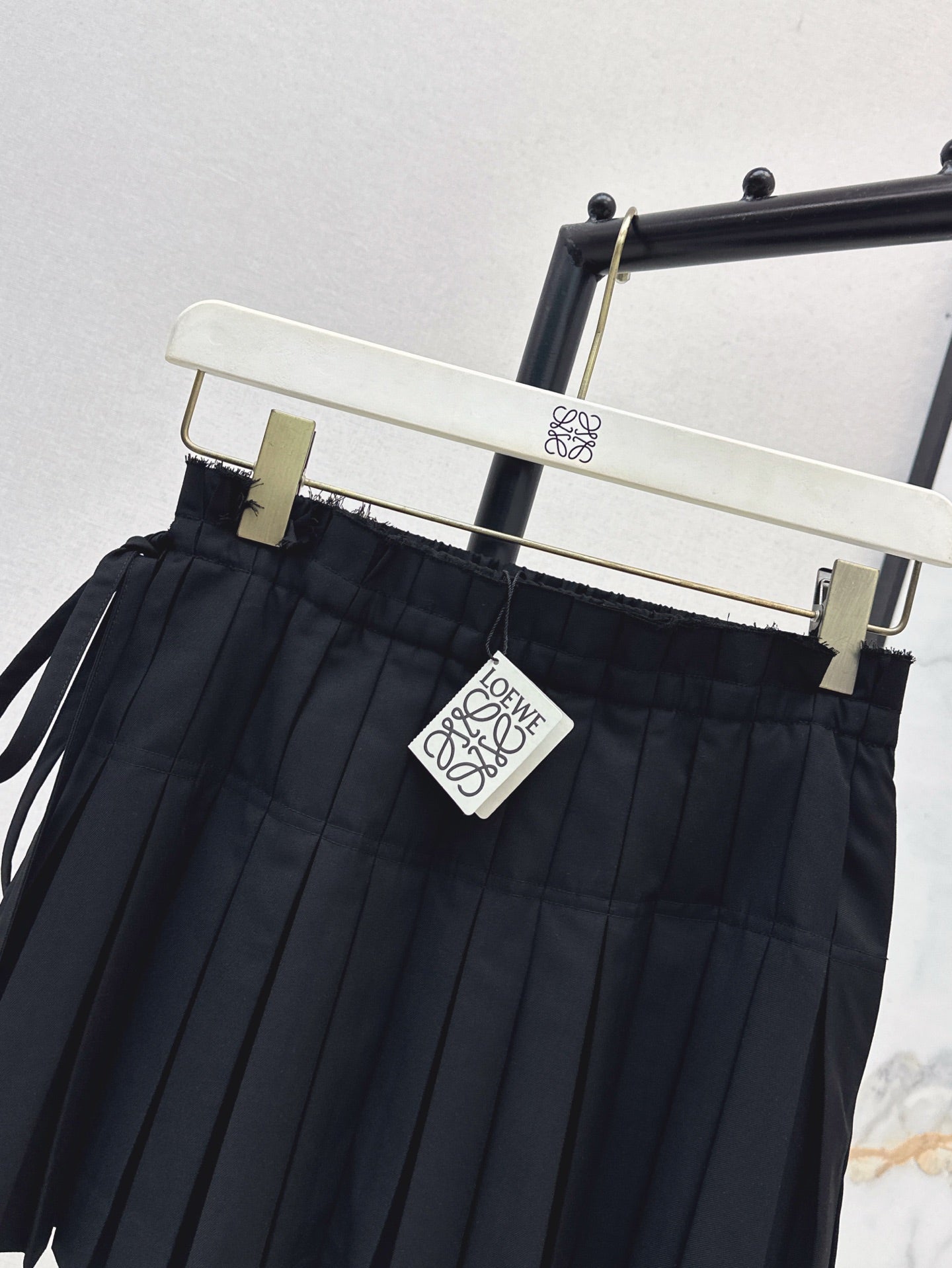 Loe* 25ss pleated mini skirt