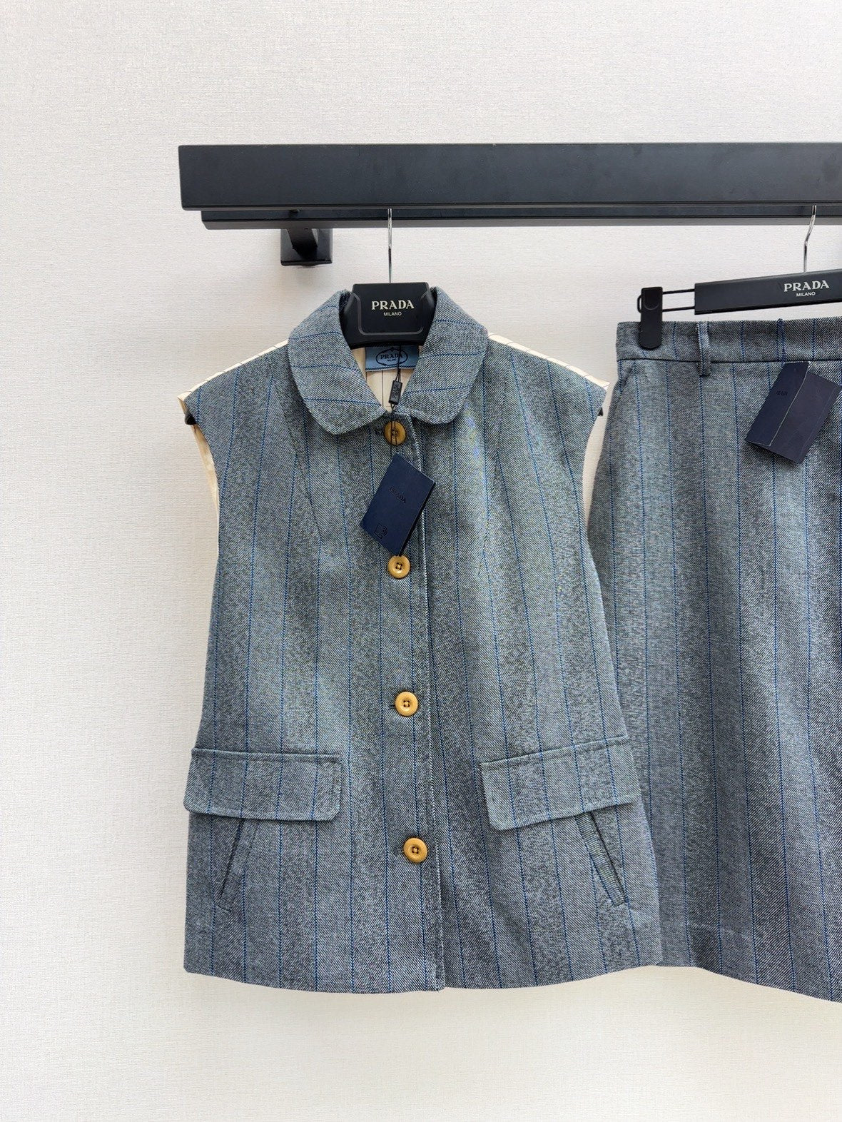 Pra* 25ss striped vest and blazer skirt suit