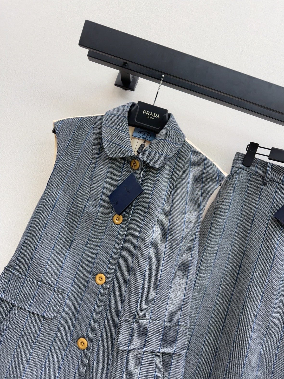 Pra* 25ss striped vest and blazer skirt suit