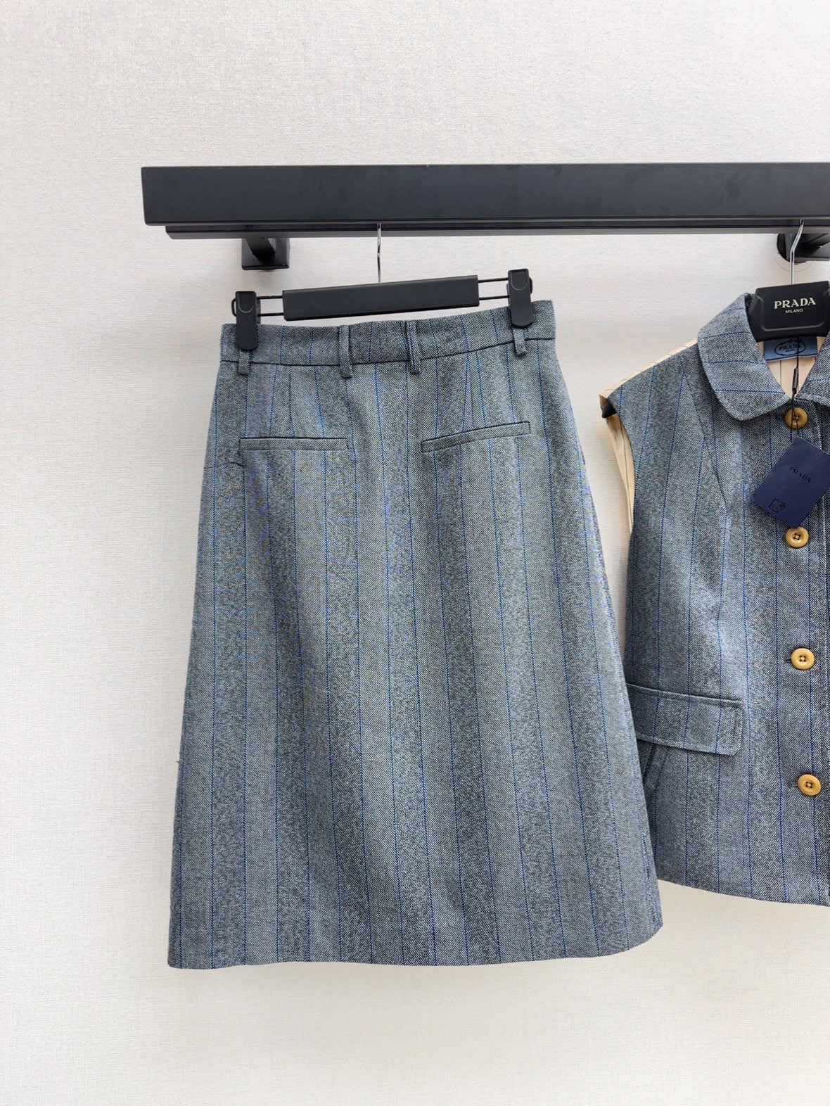 Pra* 25ss striped vest and blazer skirt suit