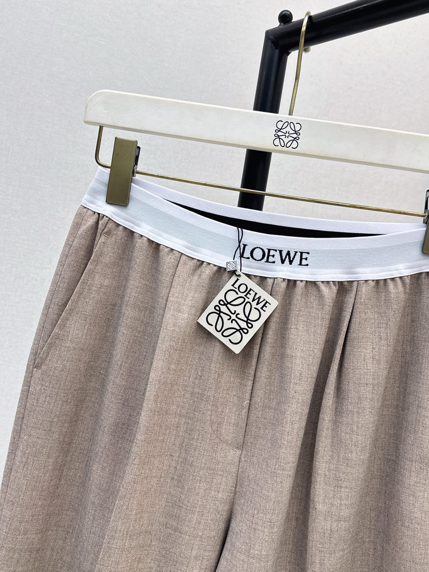 Loe* 25ss trousers in wool and cashmere