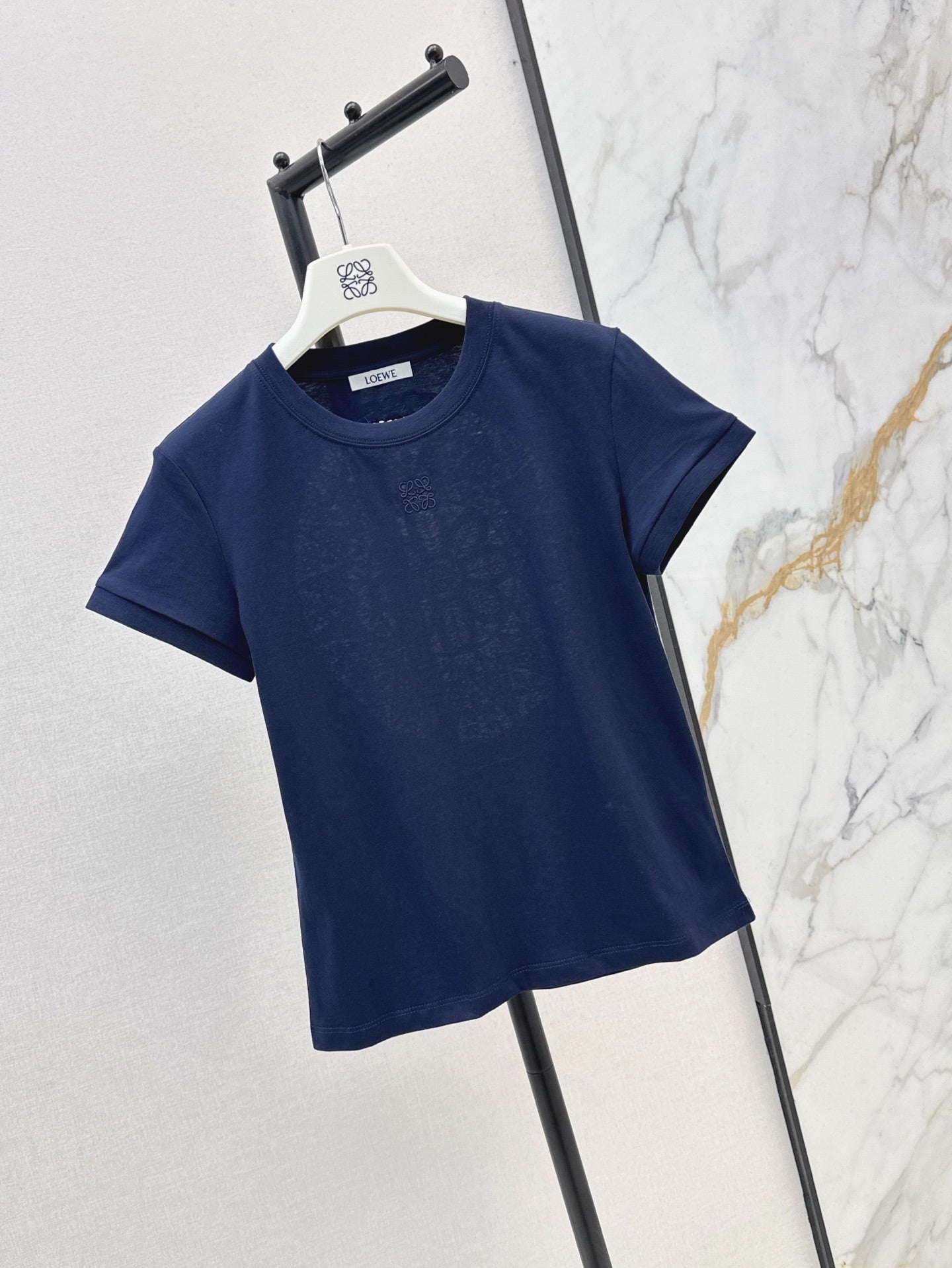 Loe* 25ss lace back cotton t-shirt