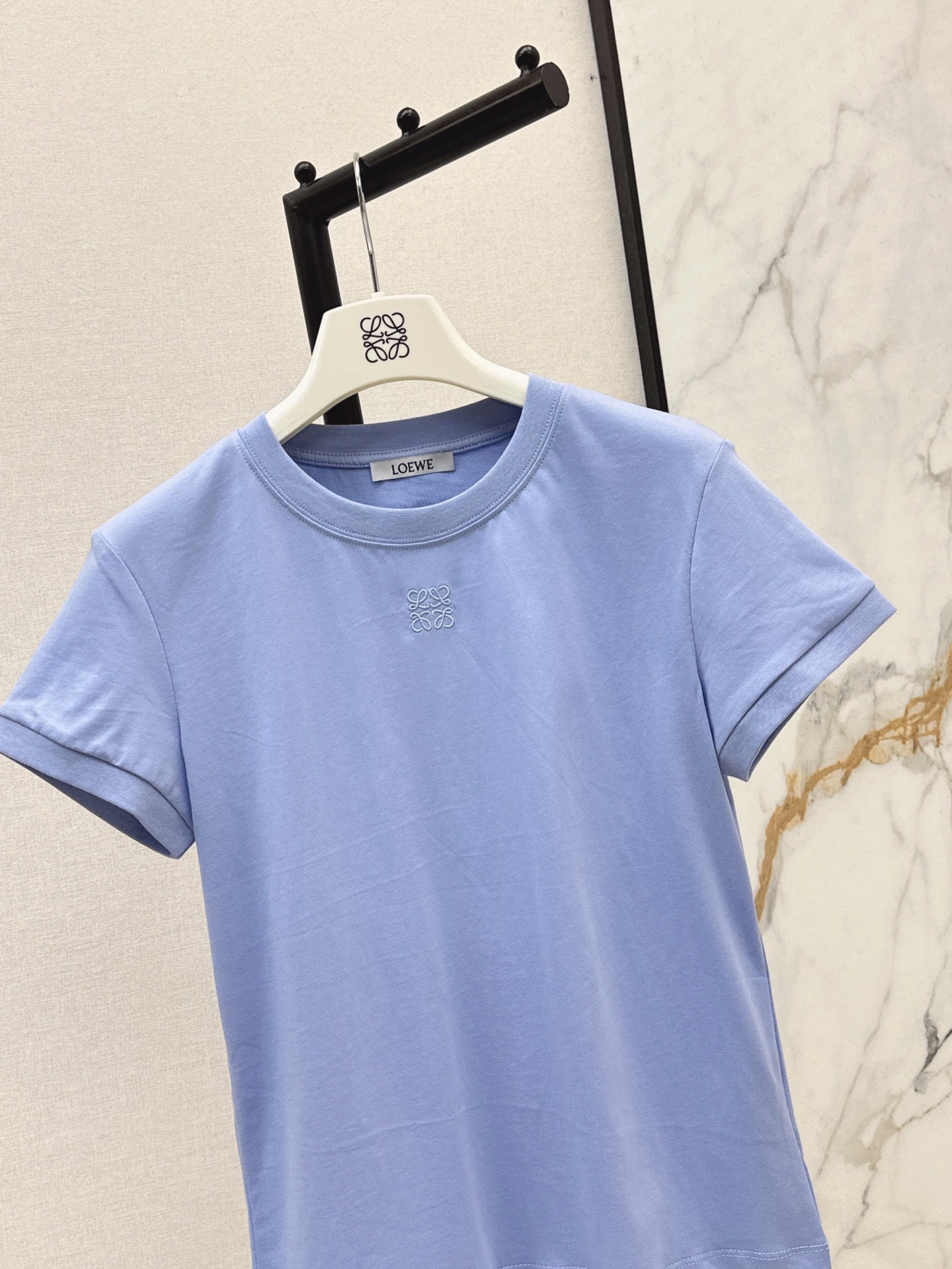 Loe* 25ss lace back cotton t-shirt