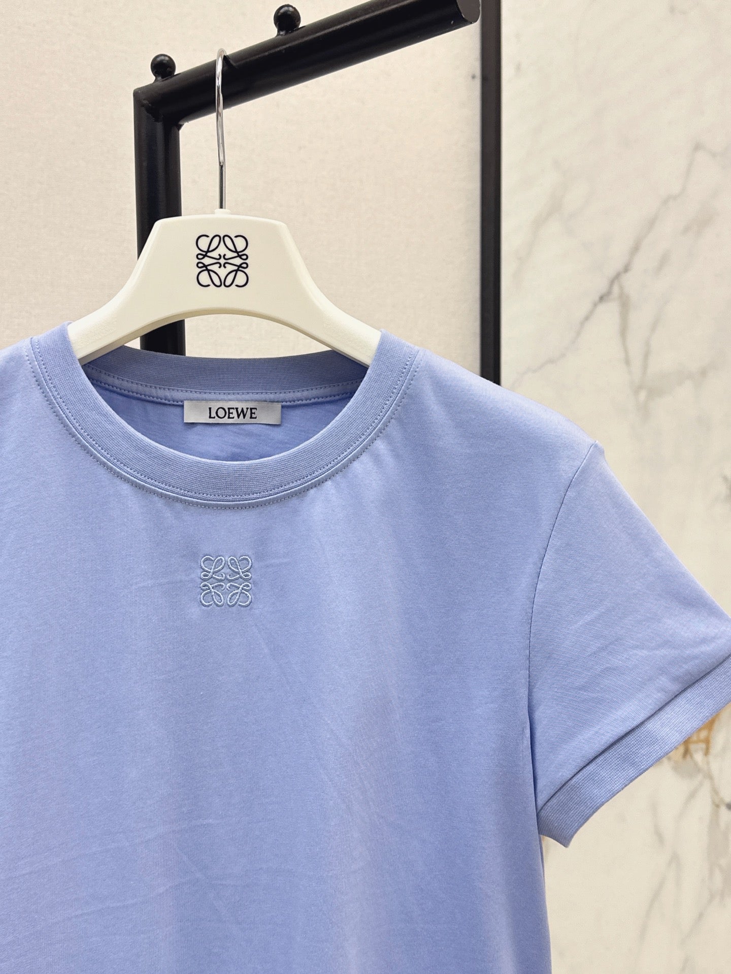 Loe* 25ss lace back cotton t-shirt