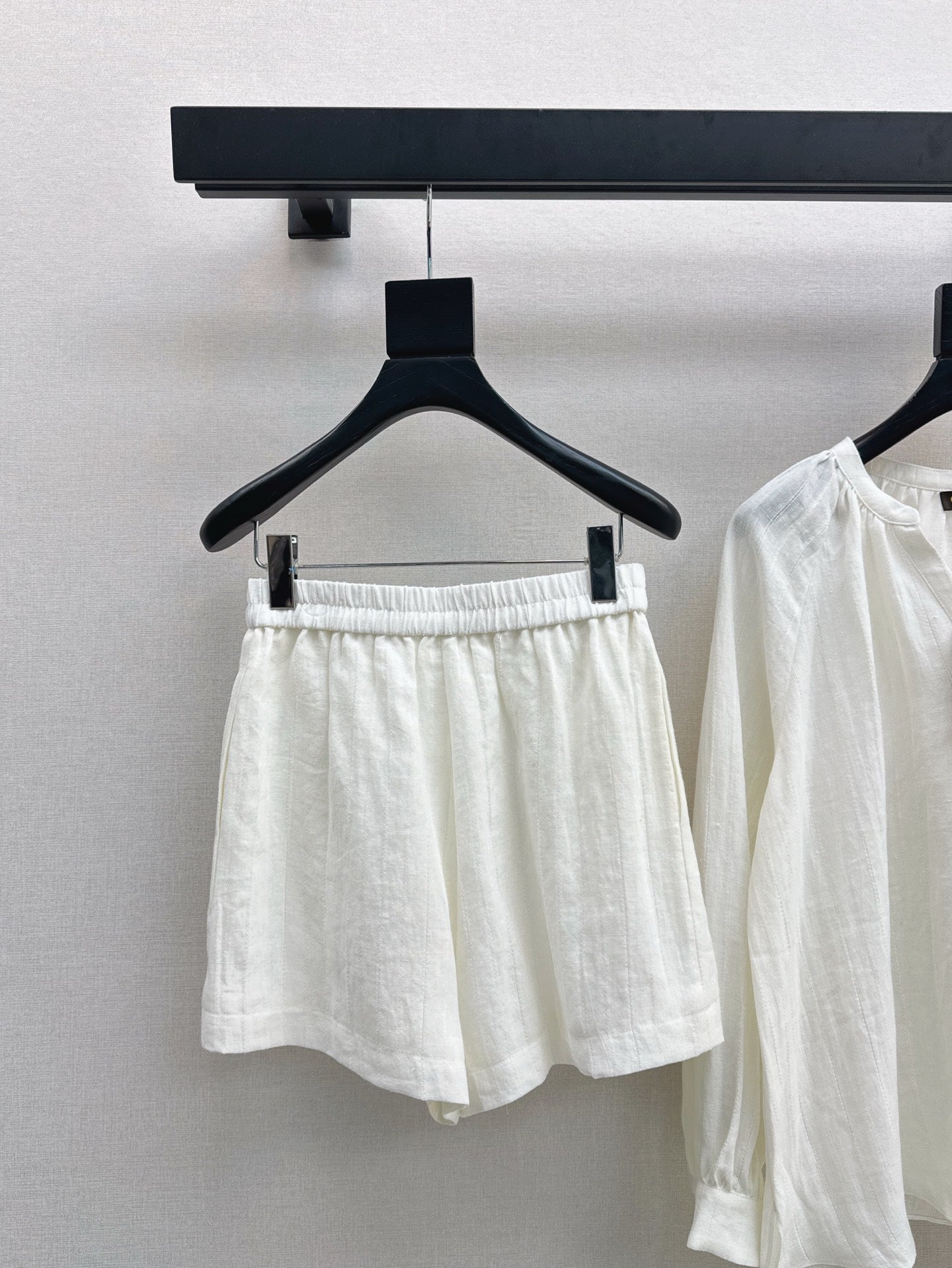 Lor*P 25ss loose linen shirt and elastic waist shorts suit