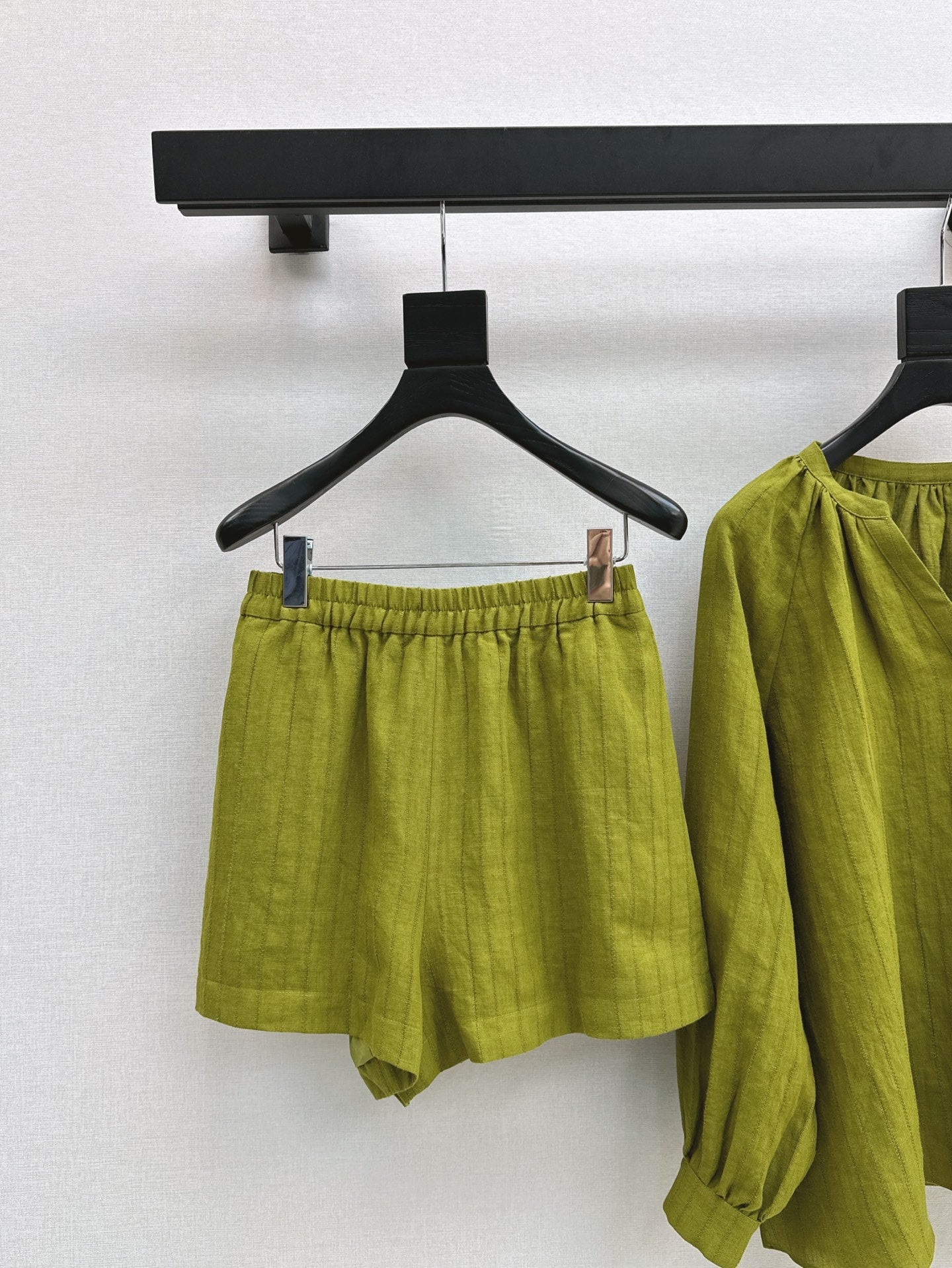 Lor*P 25ss loose linen shirt and elastic waist shorts suit