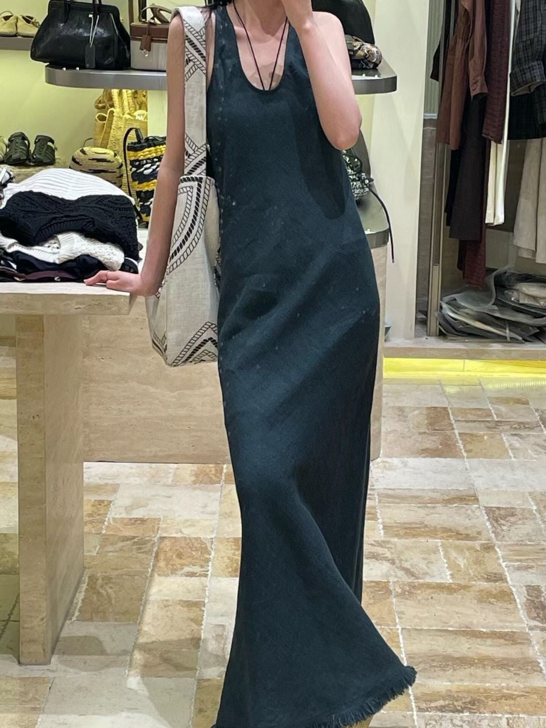 Lor*P 25ss sleeveless raw edge dress