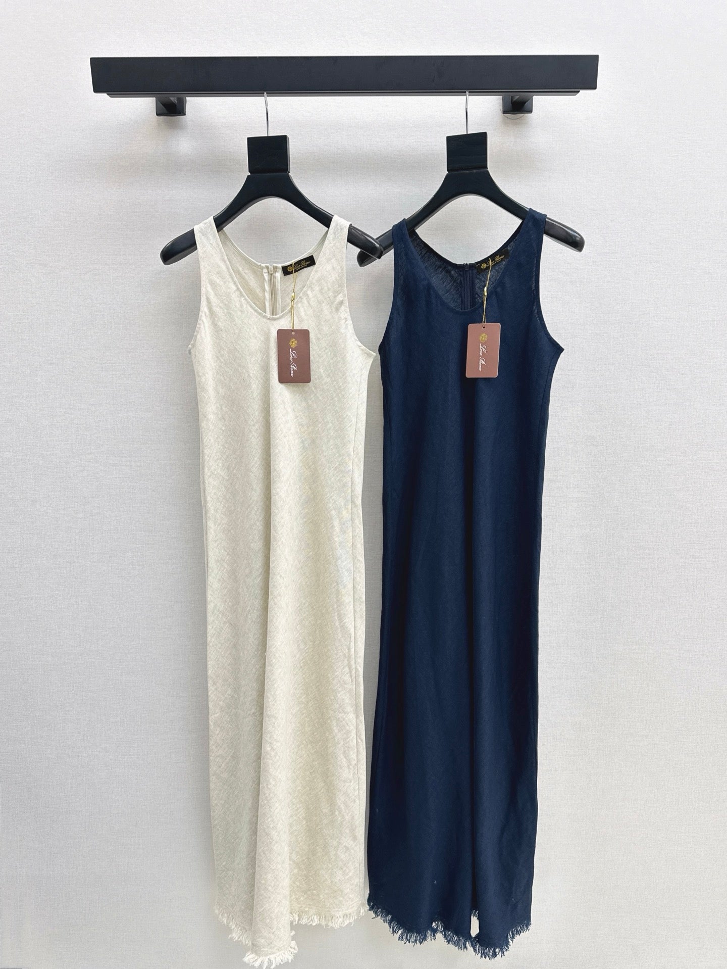 Lor*P 25ss sleeveless raw edge dress