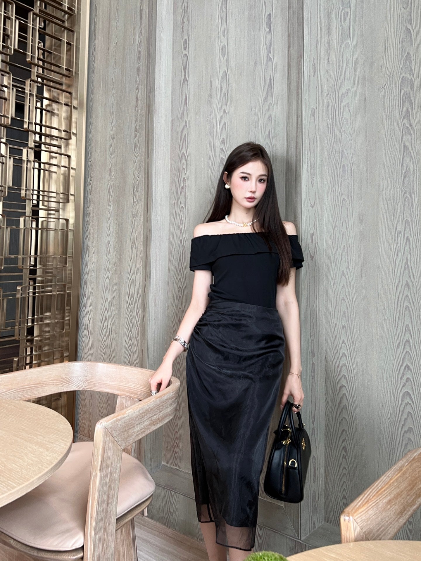 Pra* 25ss fitted mesh midi skirt