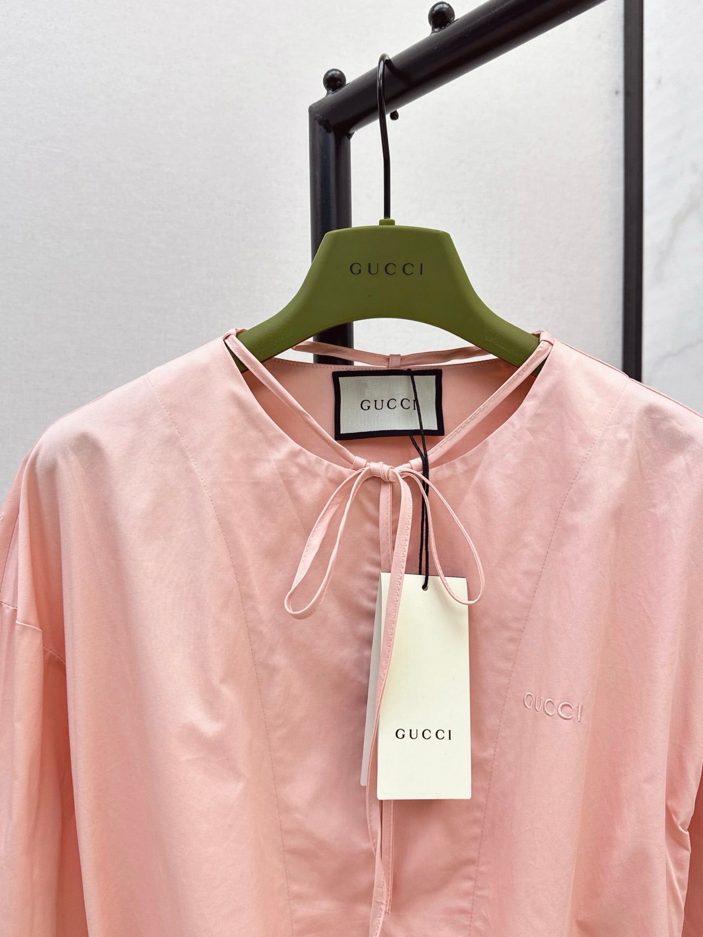 Gu* 25ss tied collar belt jumpsuit