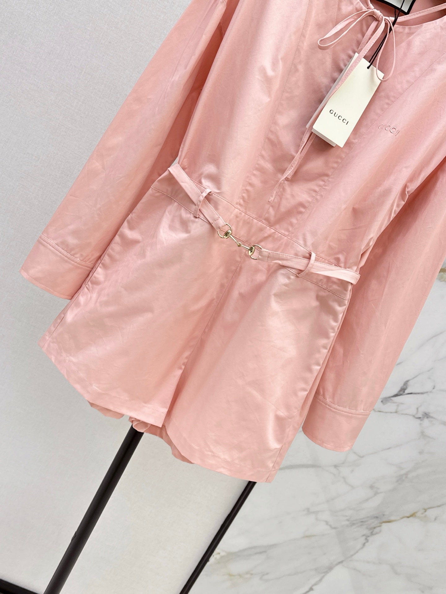 Gu* 25ss tied collar belt jumpsuit