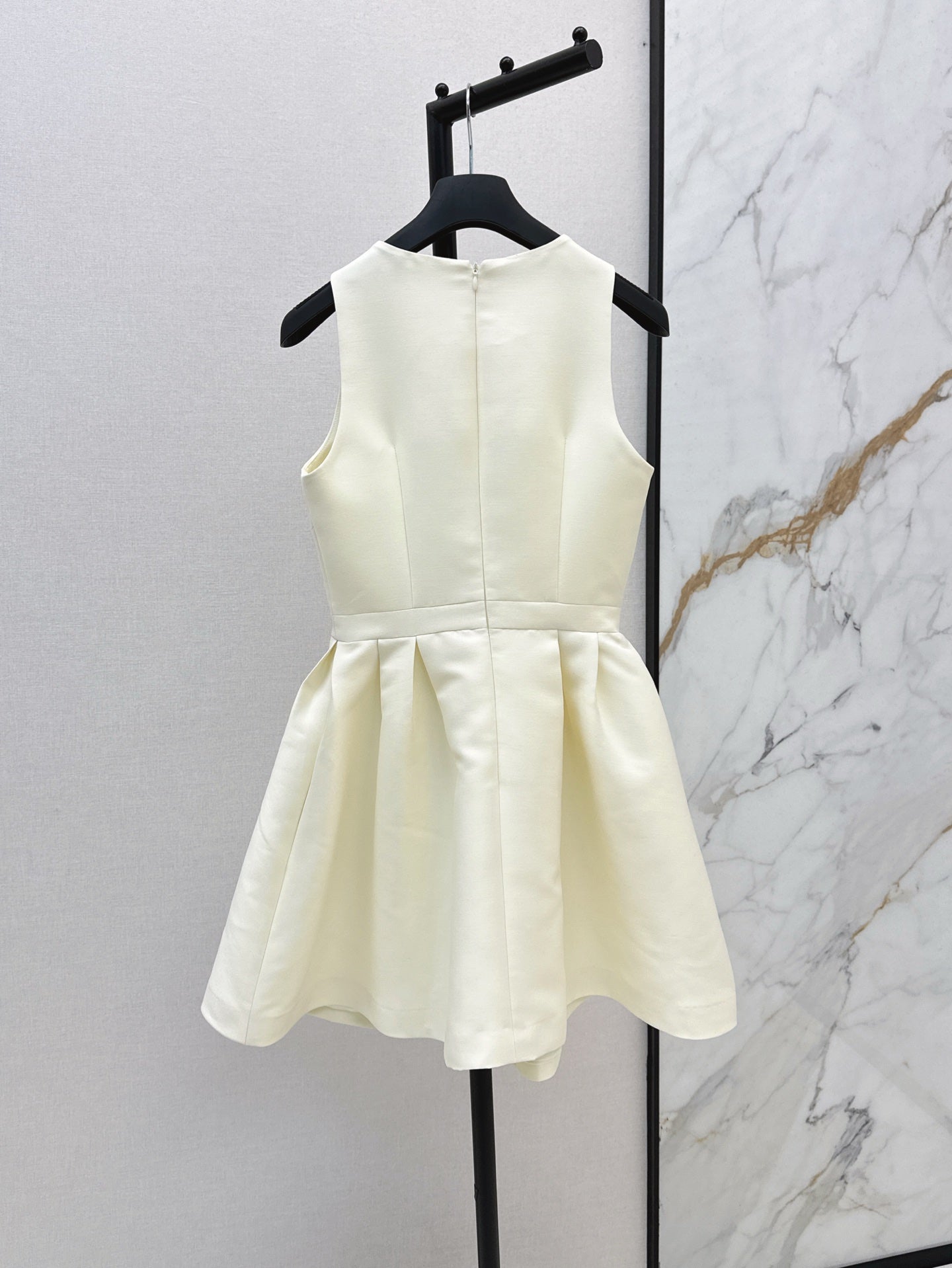 D*r 25ss short bow flared dress