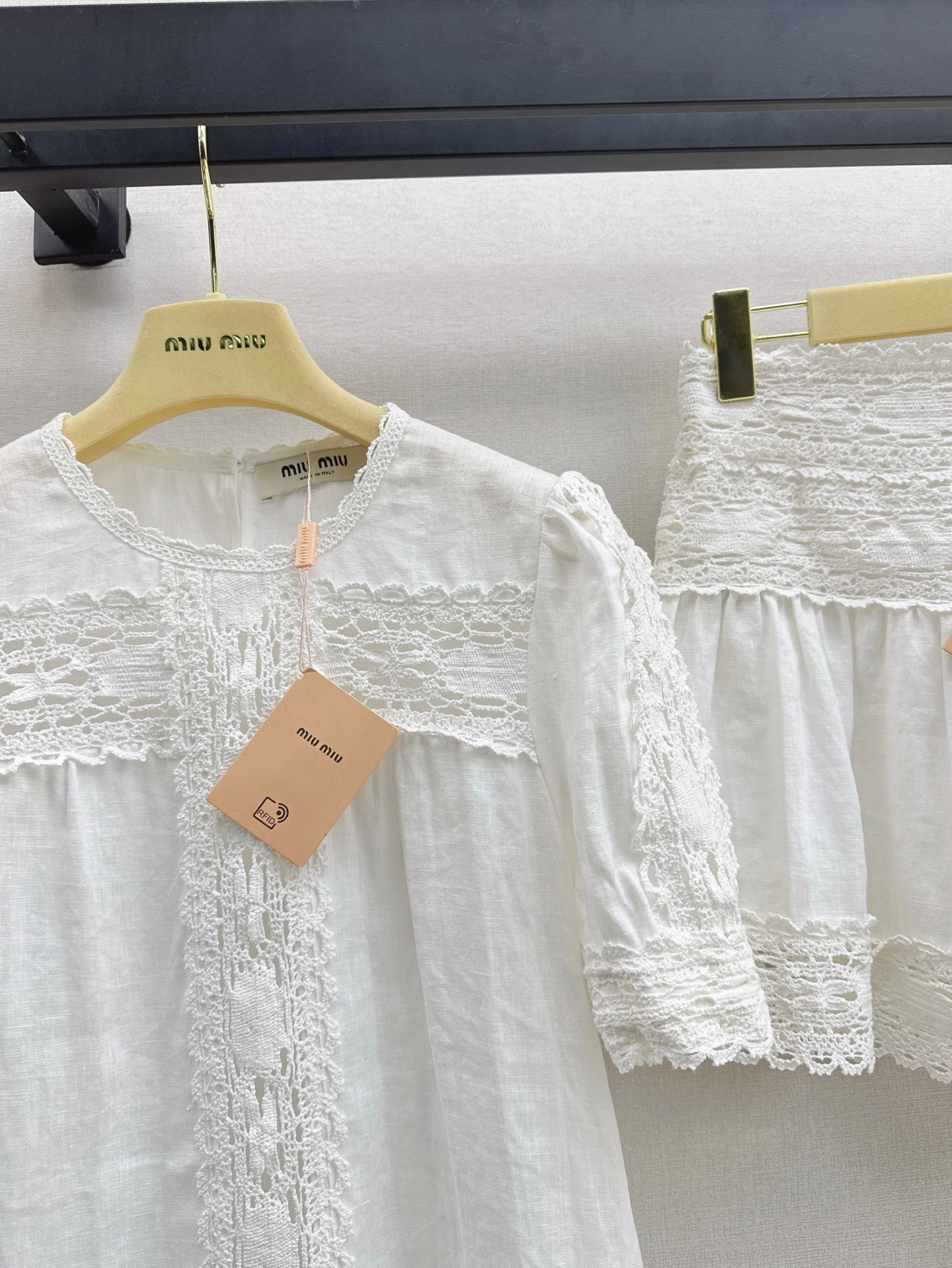 M*u 25ss lace shirt and shorts linen suit