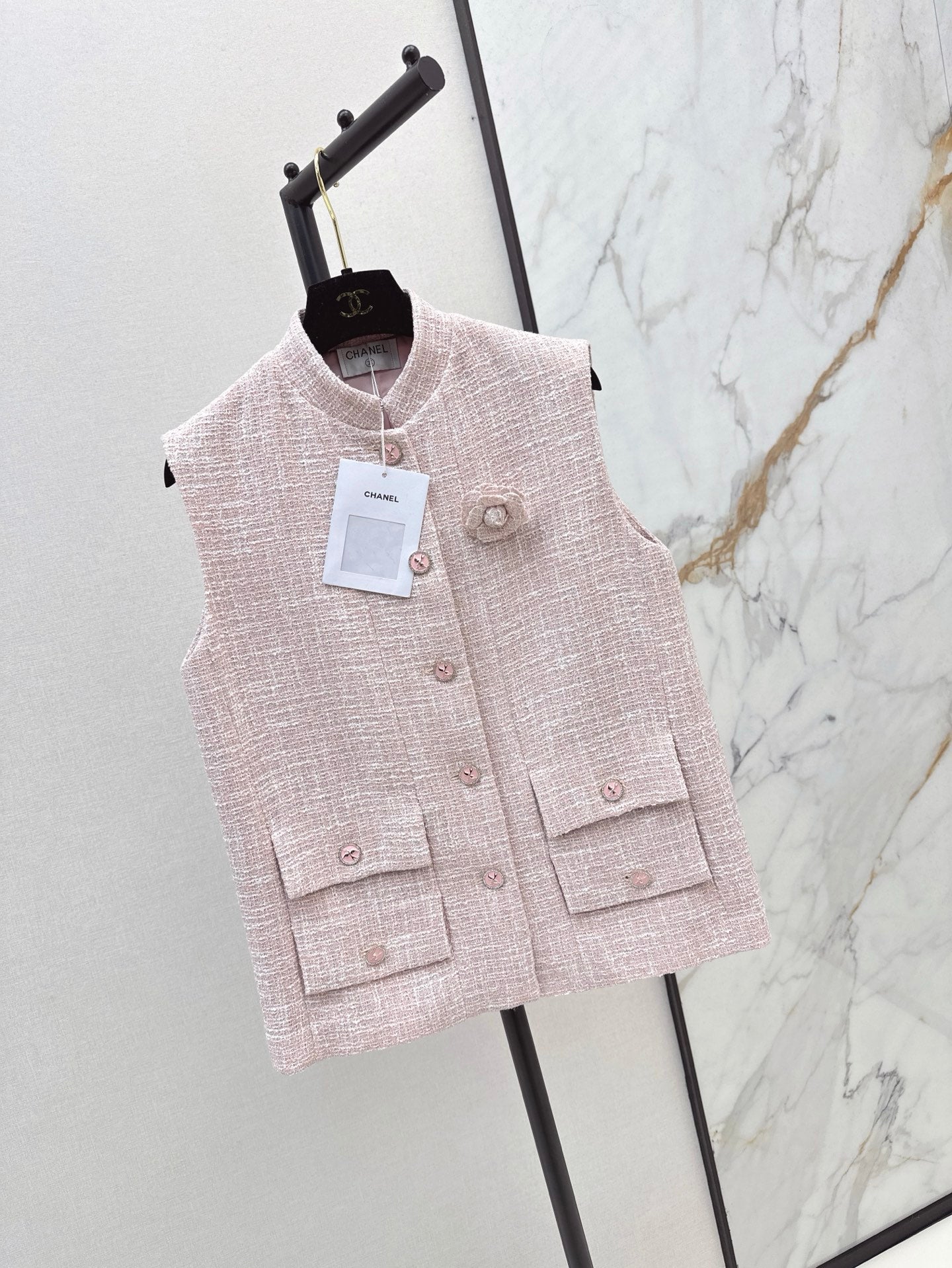C*nel 25ss  rose tweed vest