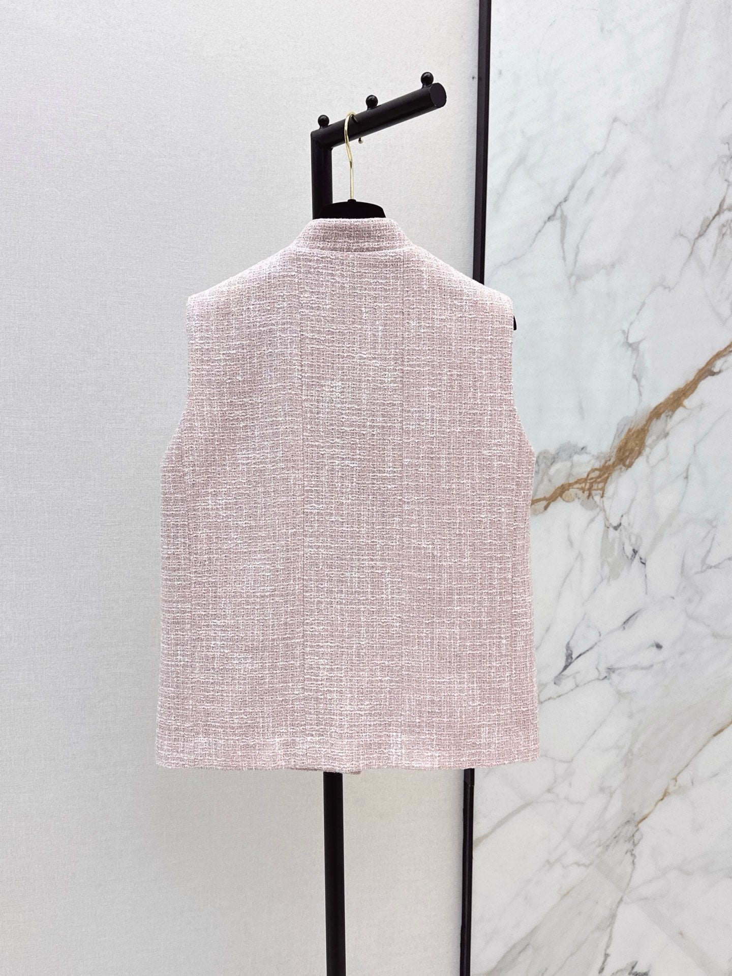 C*nel 25ss  rose tweed vest