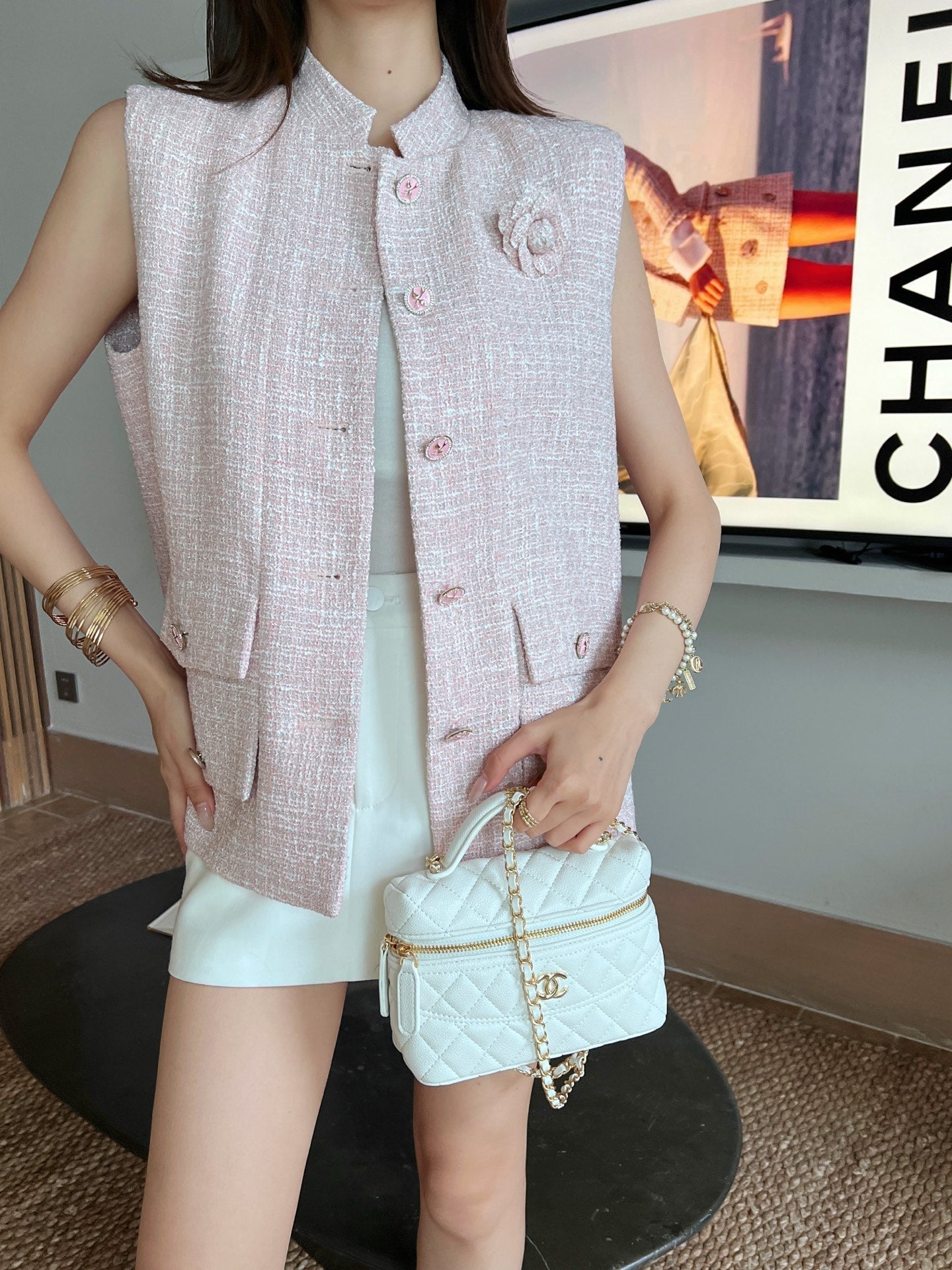 C*nel 25ss  rose tweed vest