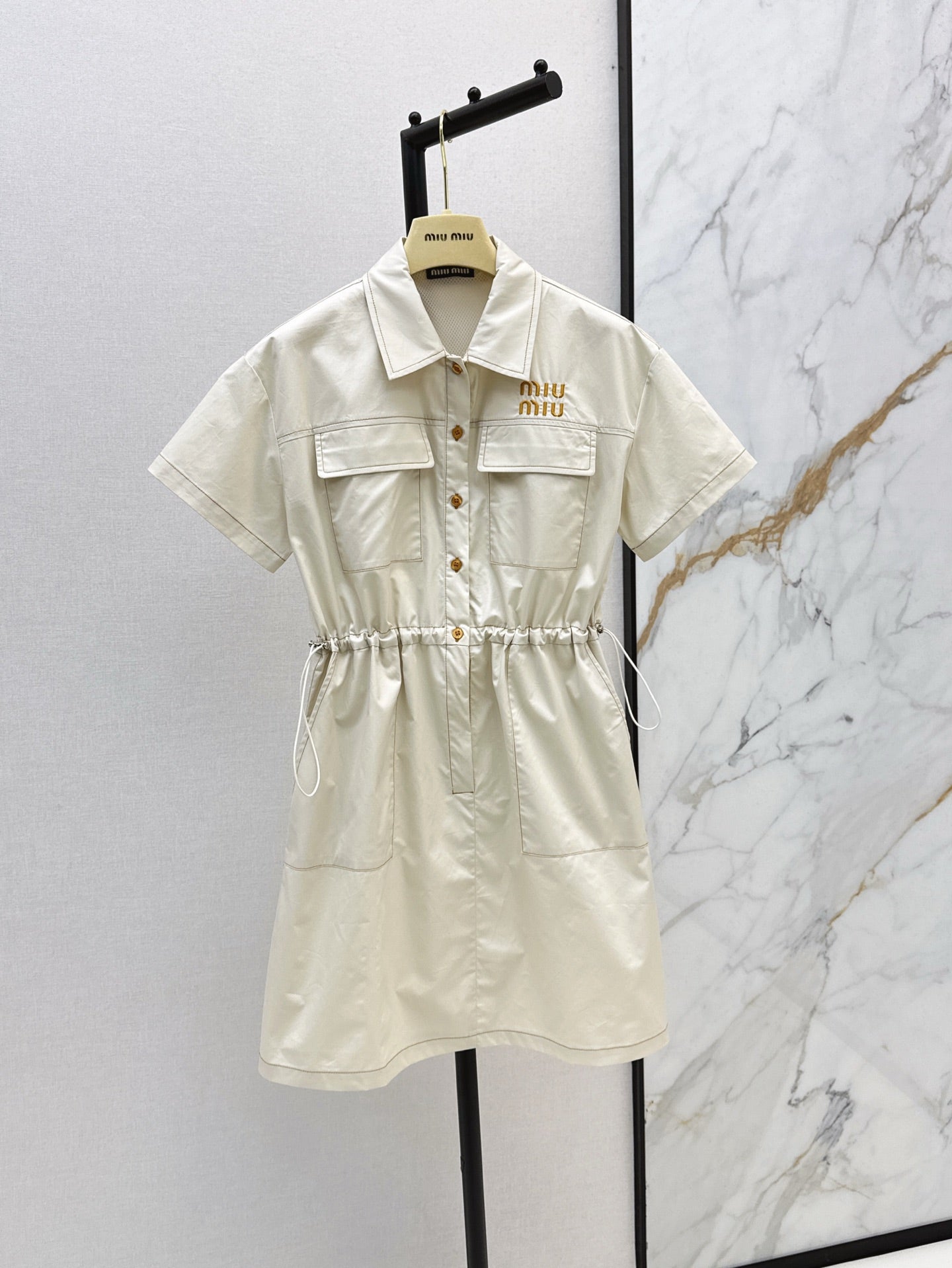 M*u 25ss embroidered cargo waist dress