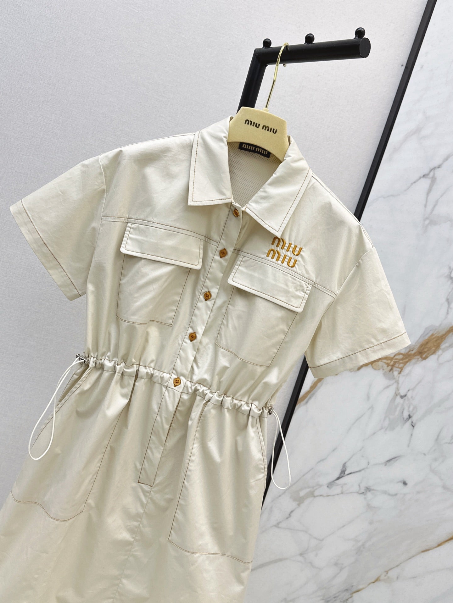 M*u 25ss embroidered cargo waist dress
