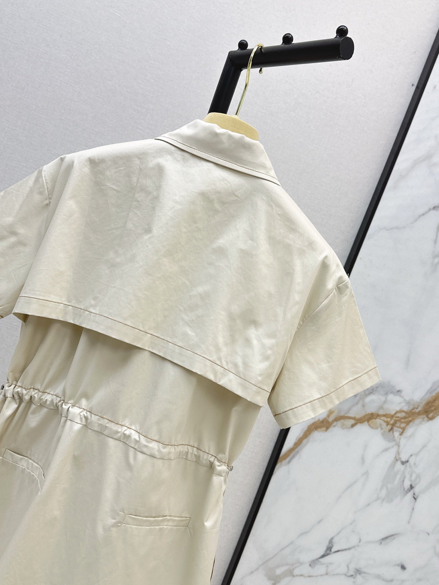 M*u 25ss embroidered cargo waist dress