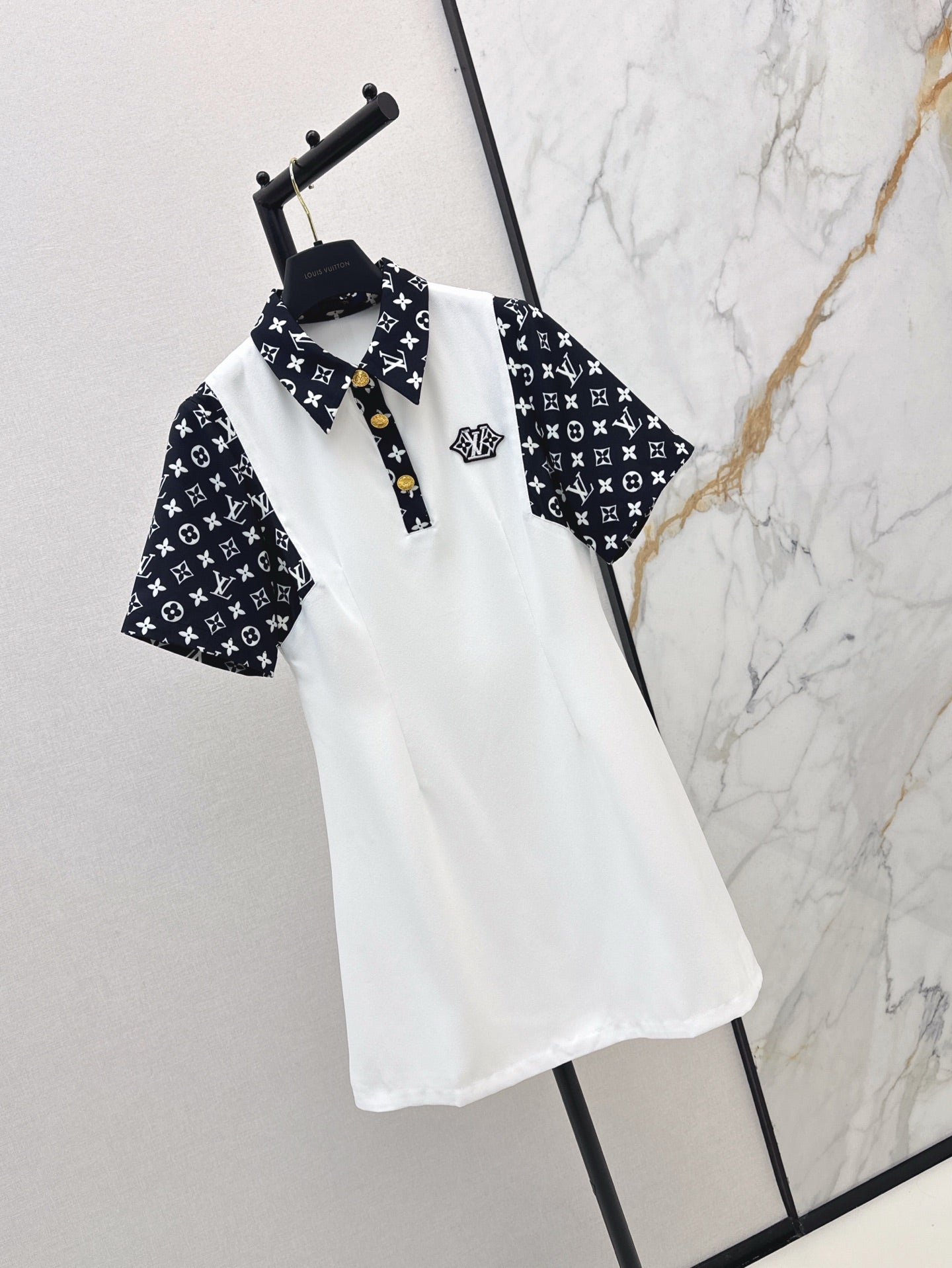 Loui* 25ss monogram sleeve polo dress