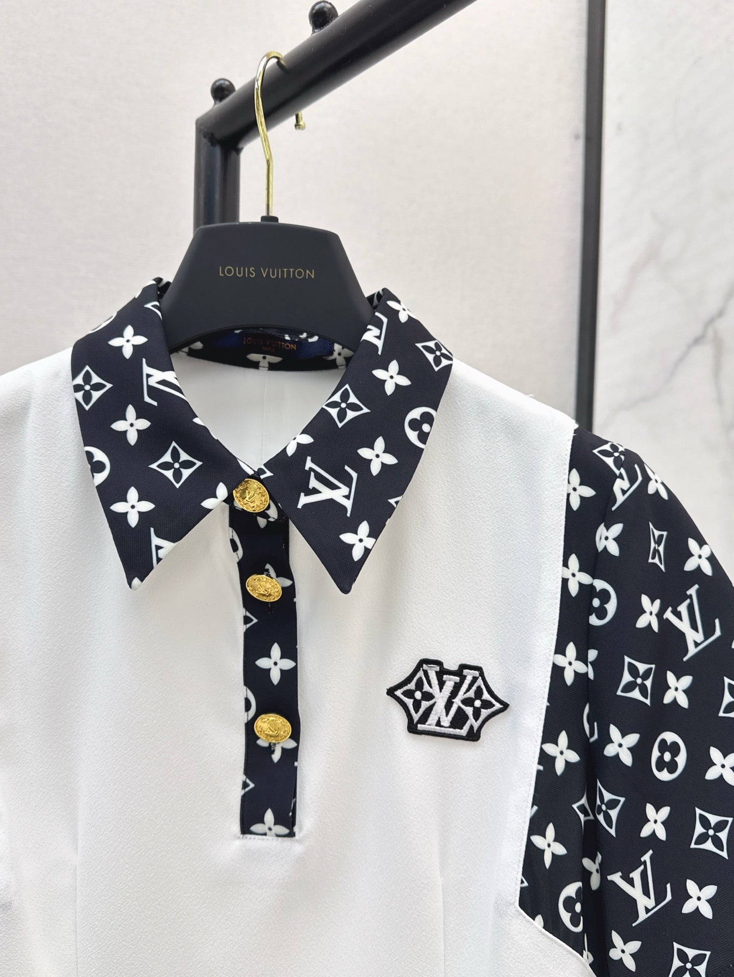 Loui* 25ss monogram sleeve polo dress