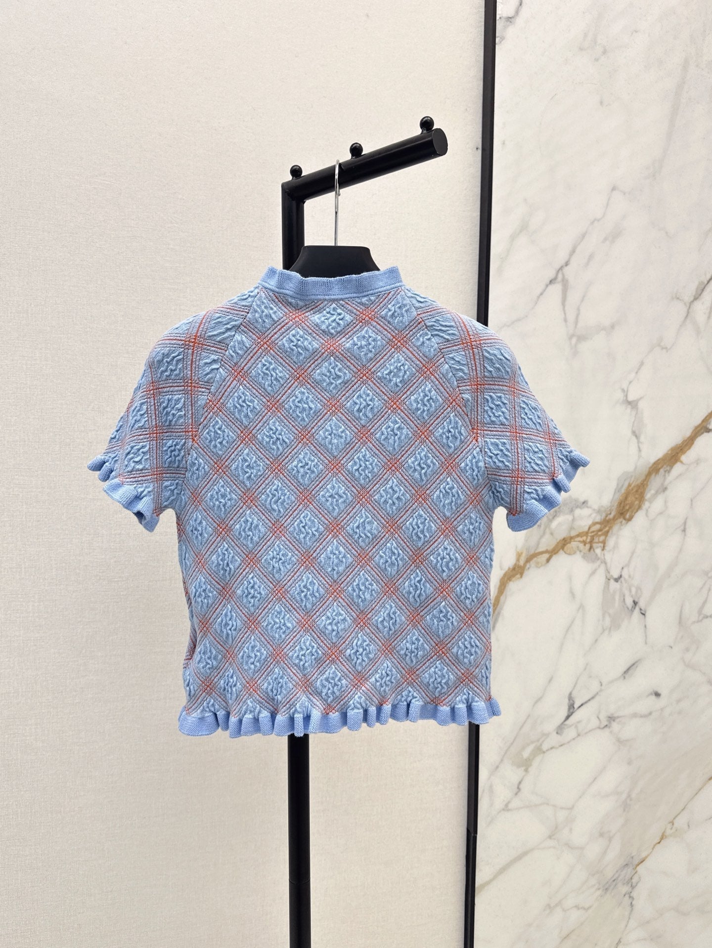 Pra* 25ss pleated hem sweater