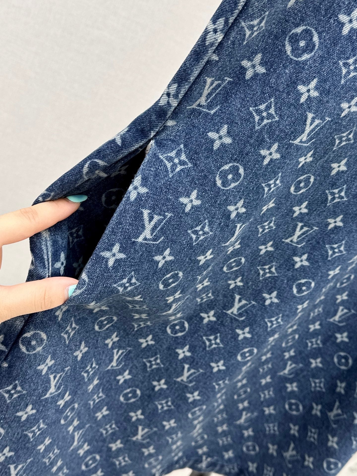 Loui* 25ss short monogram denim dress