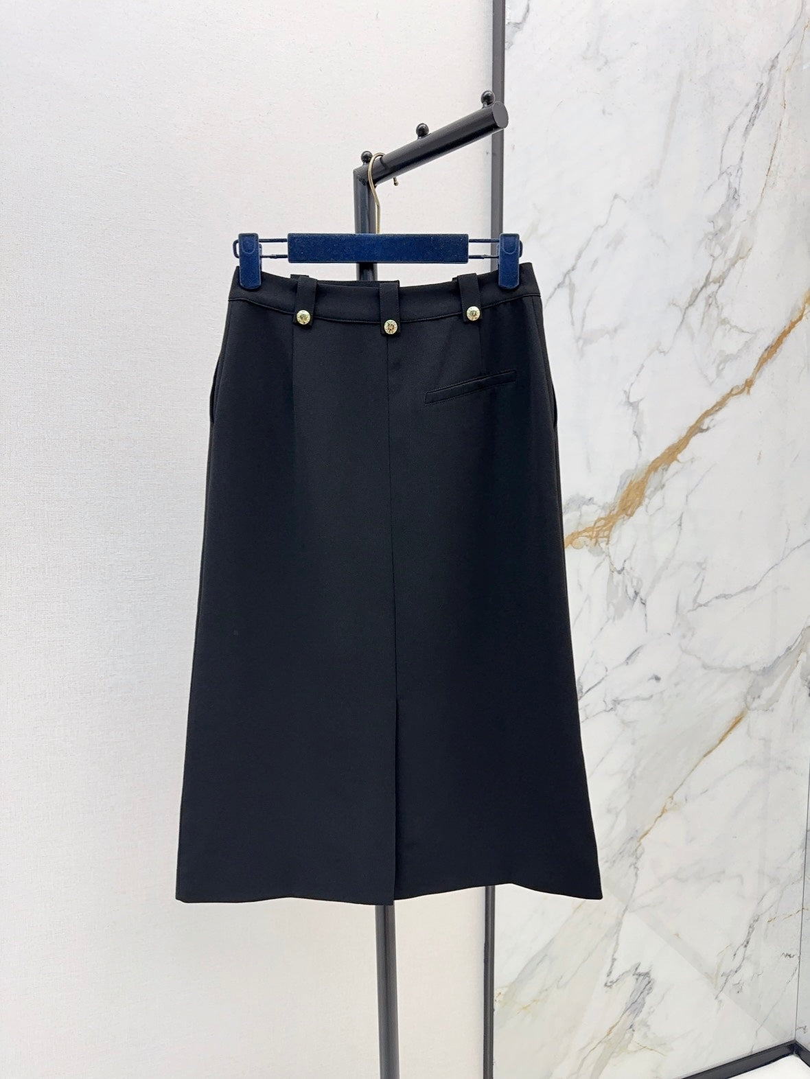 Loui* 25ss split back zipper skirt