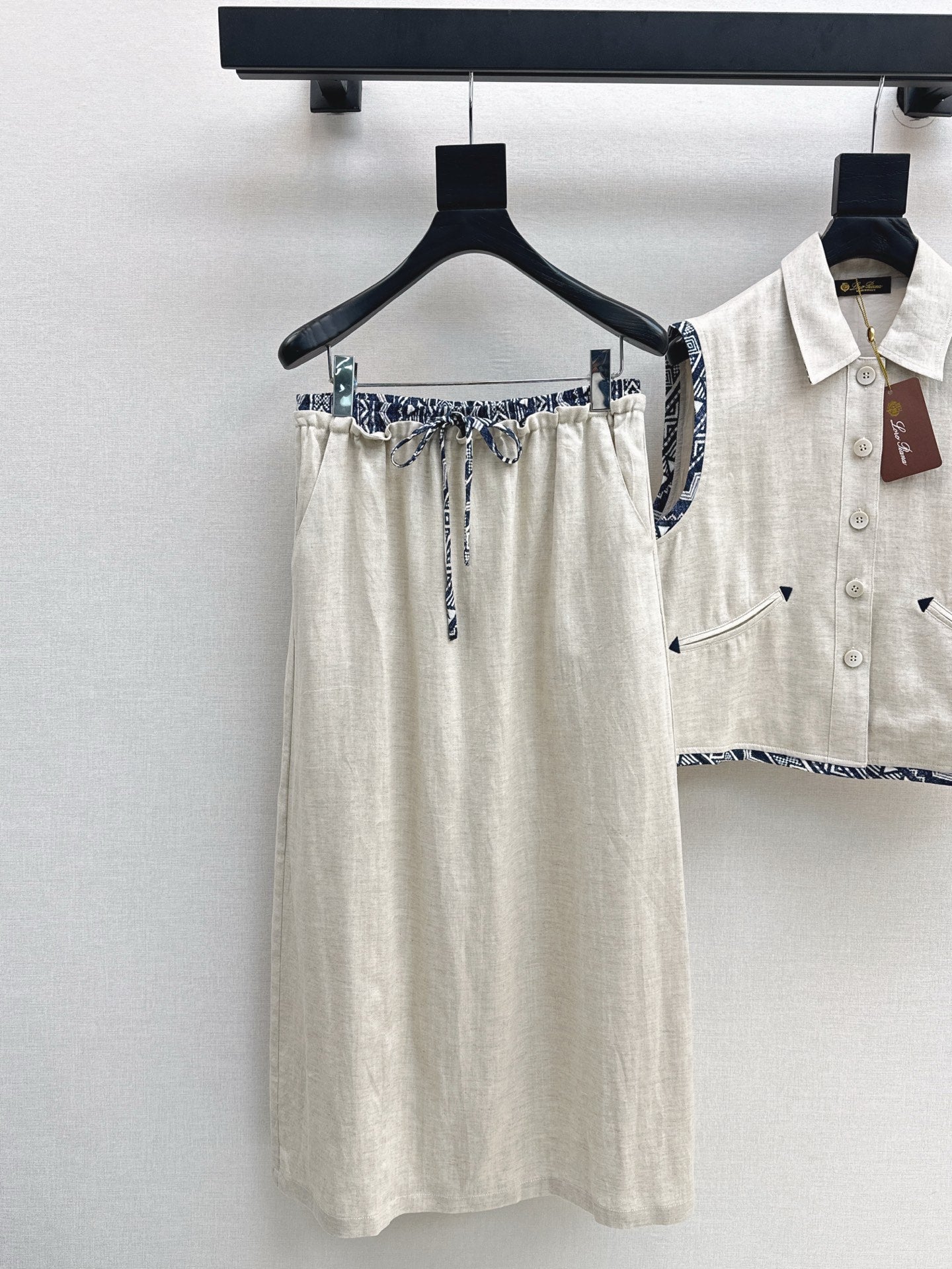 Lor*P 25ss linen cropped vest and long skirt suit