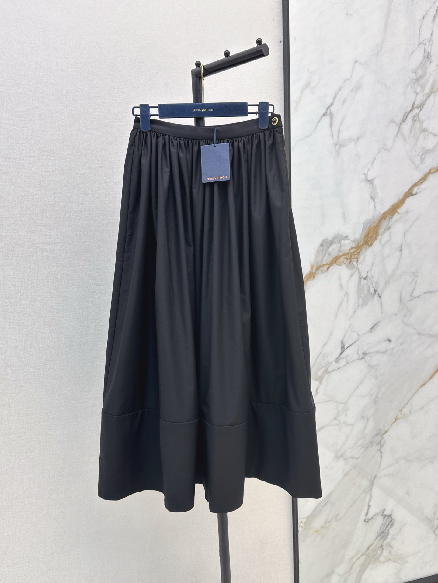 Loui* 25ss XL hem midi skirt