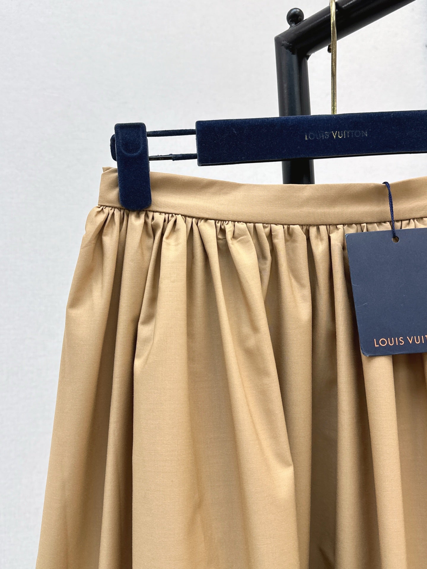 Loui* 25ss XL hem midi skirt