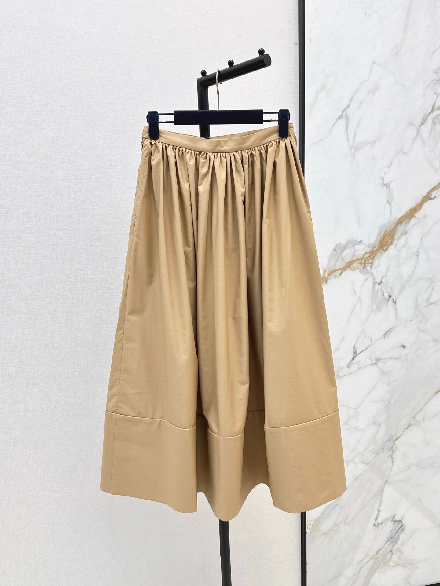 Loui* 25ss XL hem midi skirt