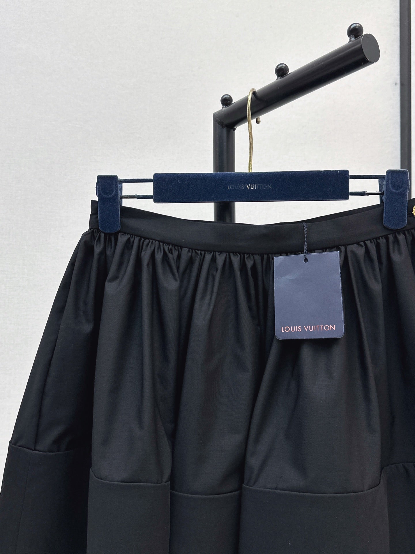 Loui* 25ss XL hem mini skirt