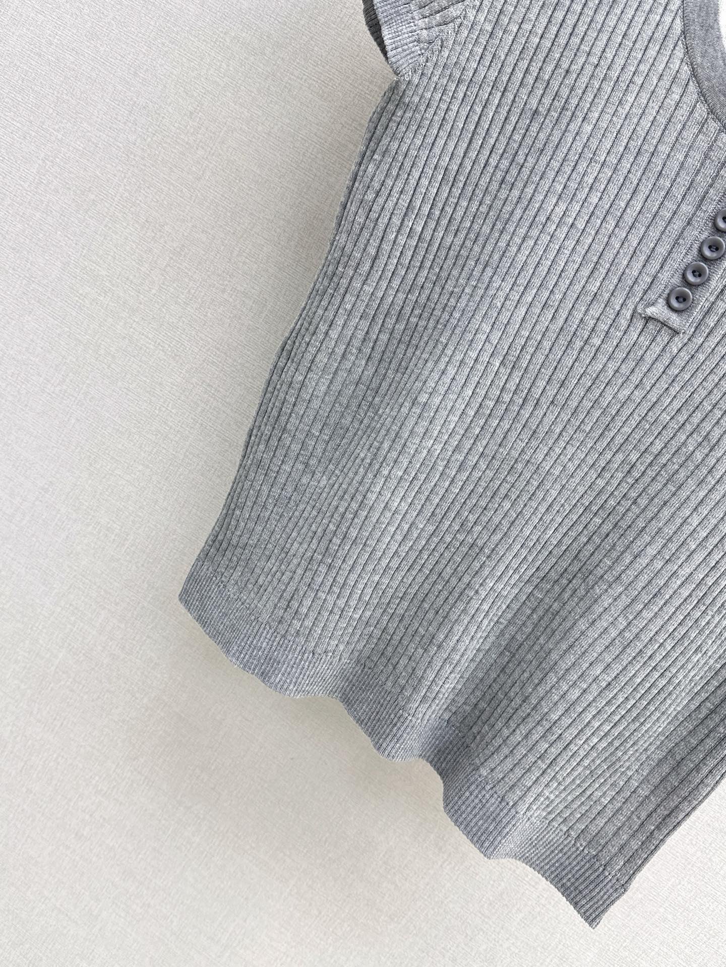 M*u 25ss crew neck short-sleeve sweater