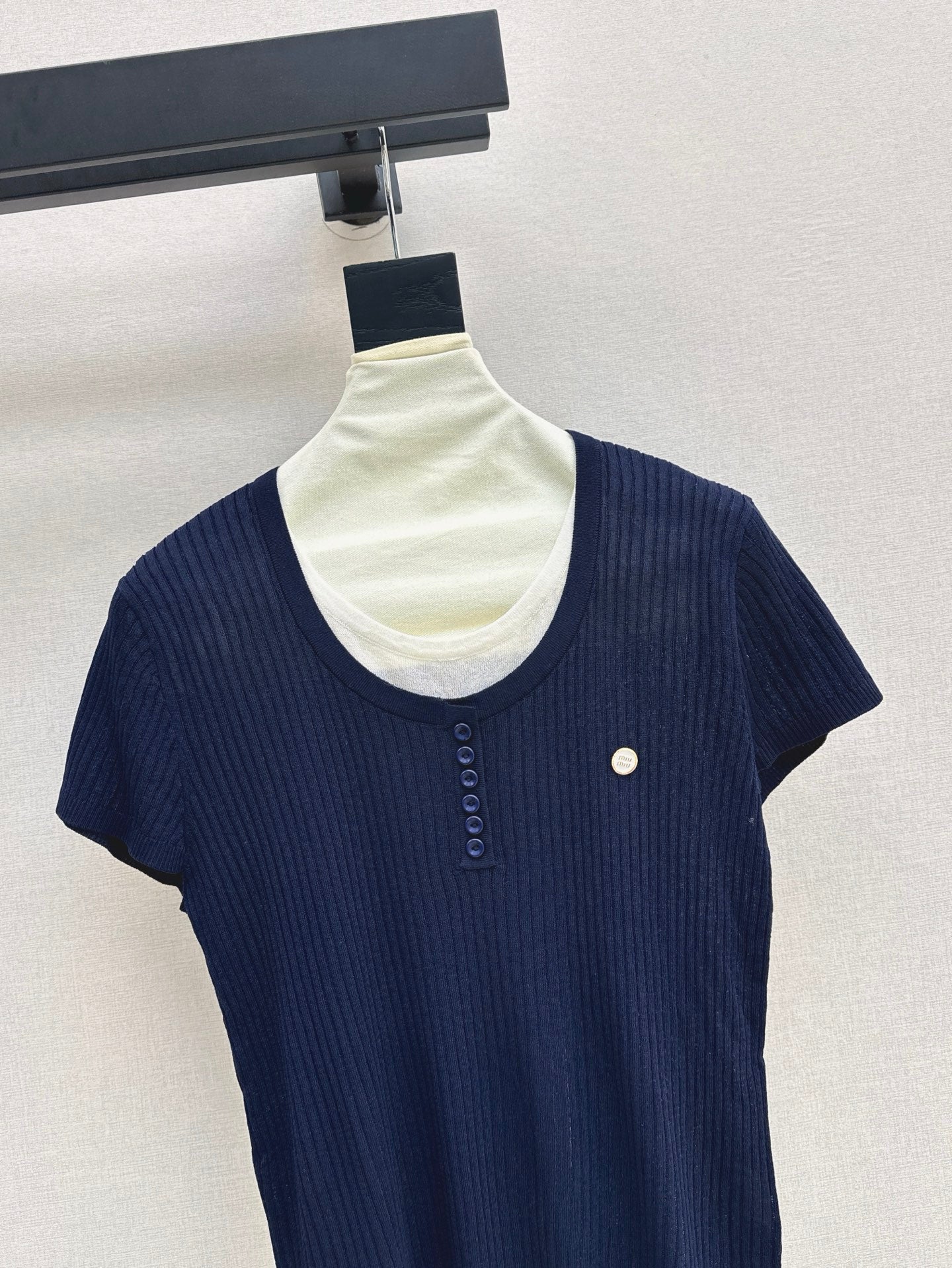 M*u 25ss crew neck short-sleeve sweater