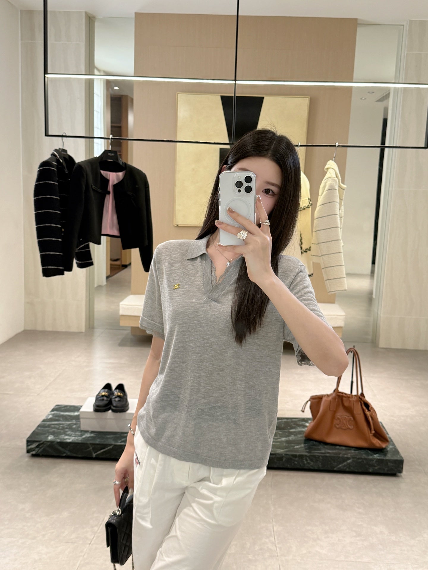 Cel* 25ss lace trim polo sweater