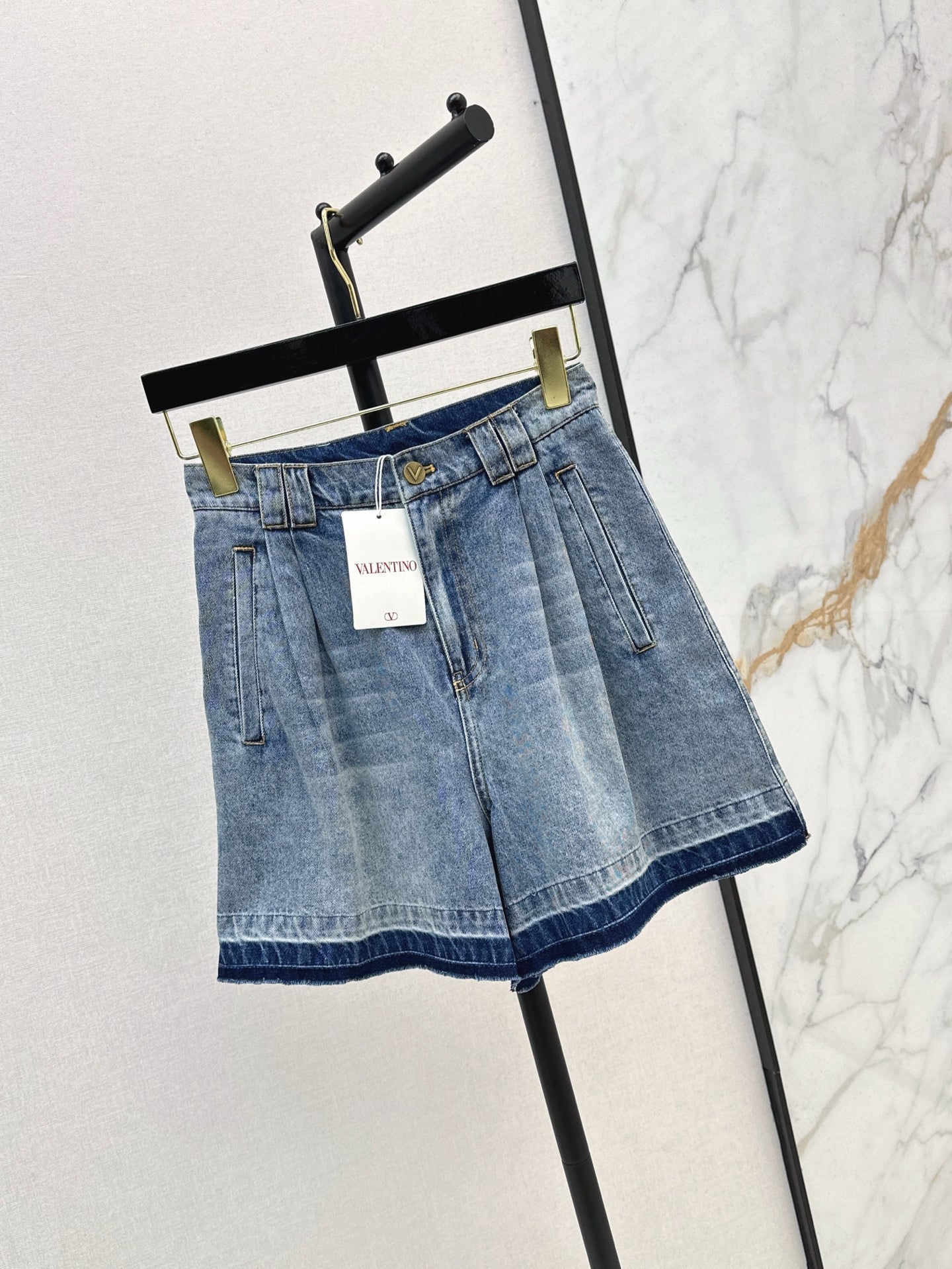Valen* 25ss denim shorts