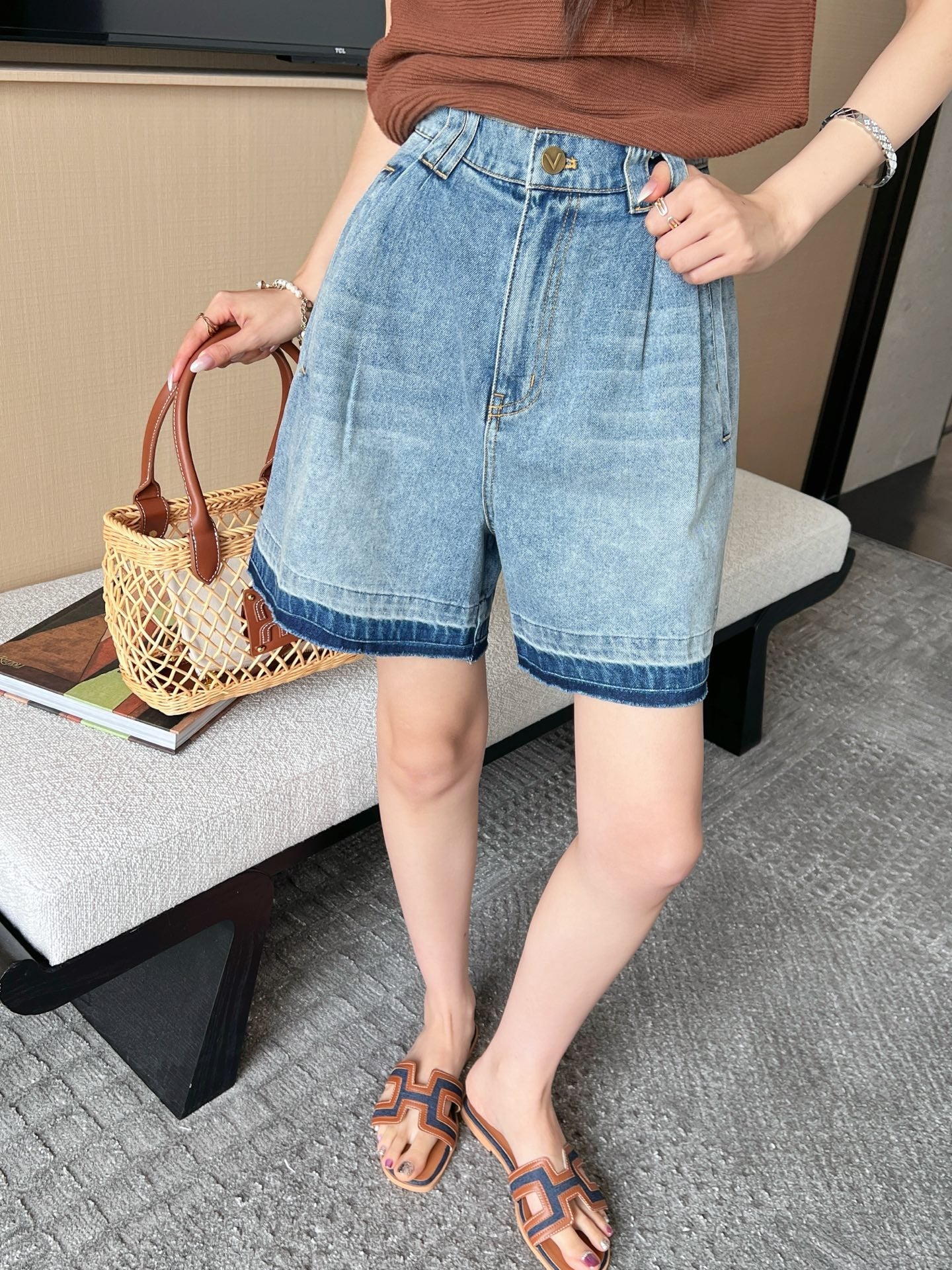 Valen* 25ss denim shorts
