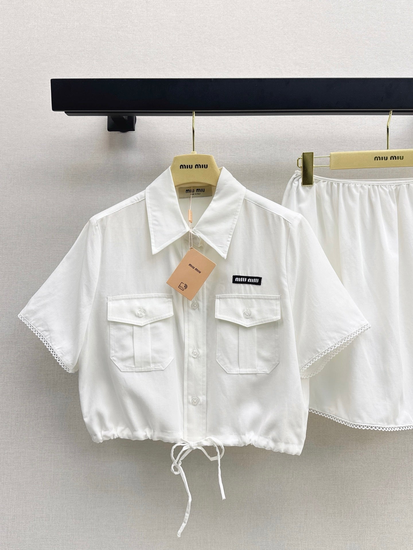 M*u 25ss cropped shirt and miniskirt suit