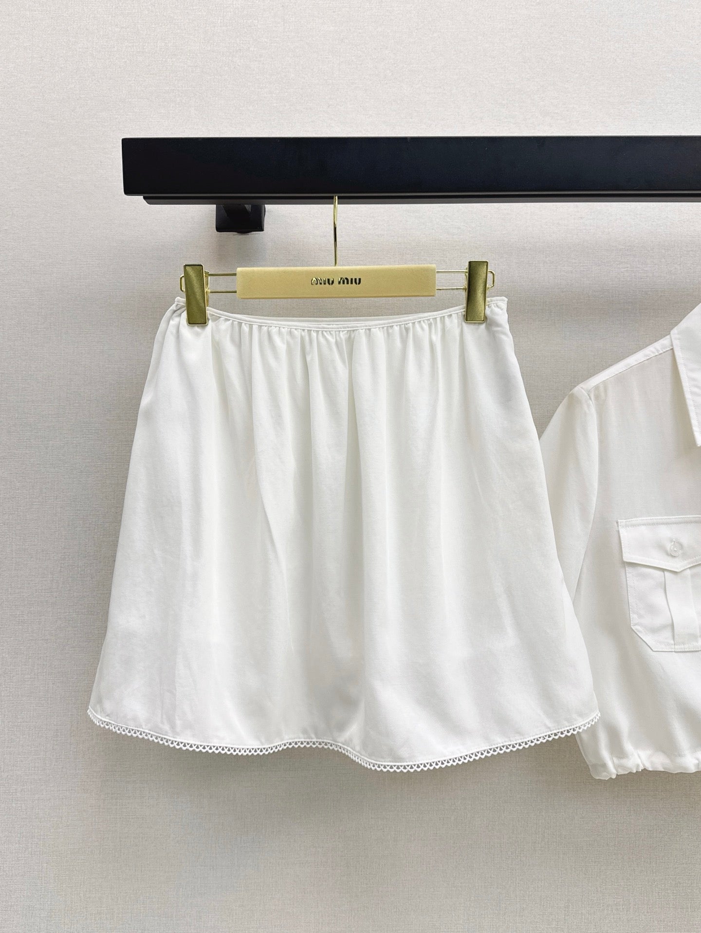 M*u 25ss cropped shirt and miniskirt suit