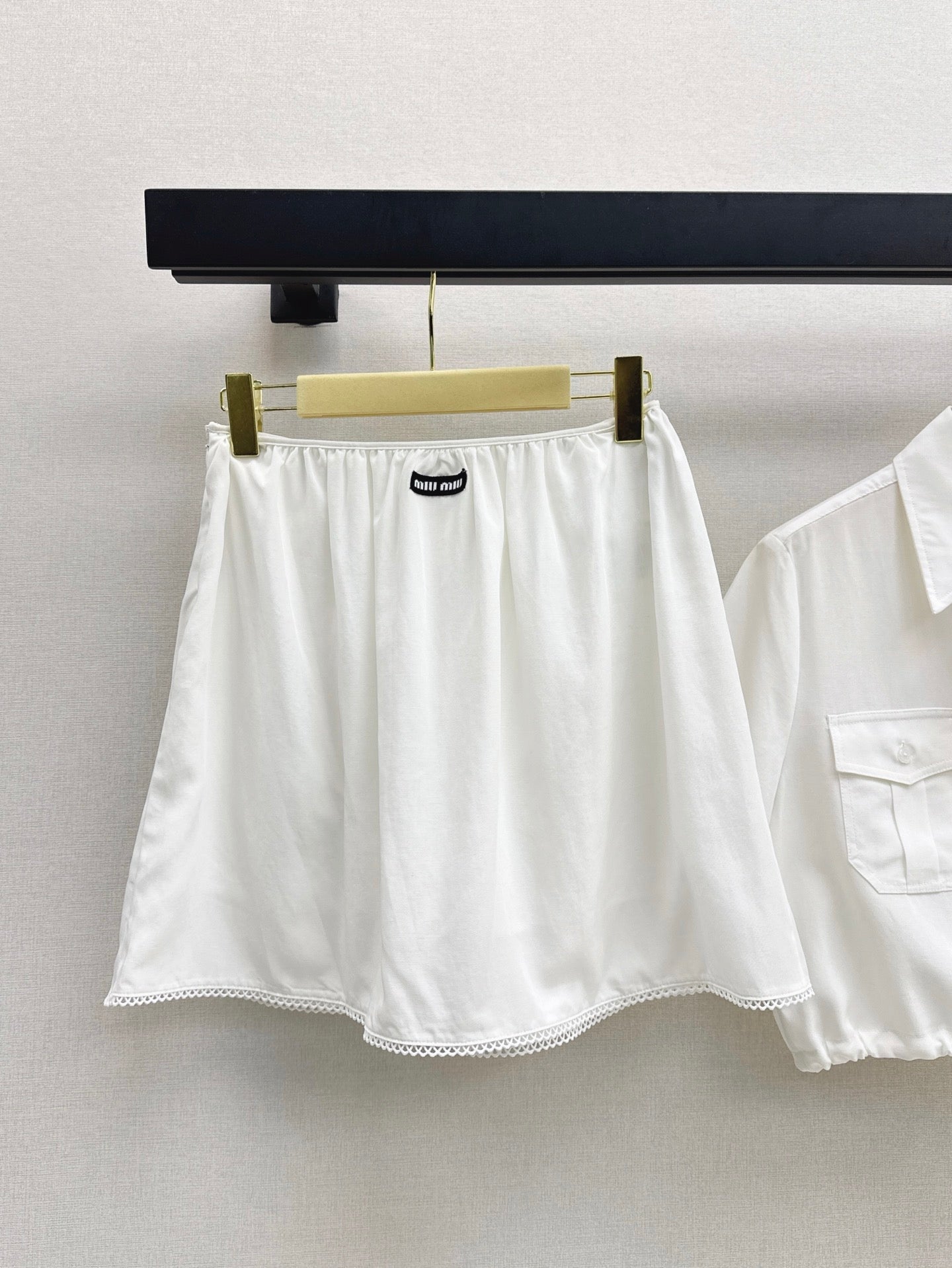 M*u 25ss cropped shirt and miniskirt suit