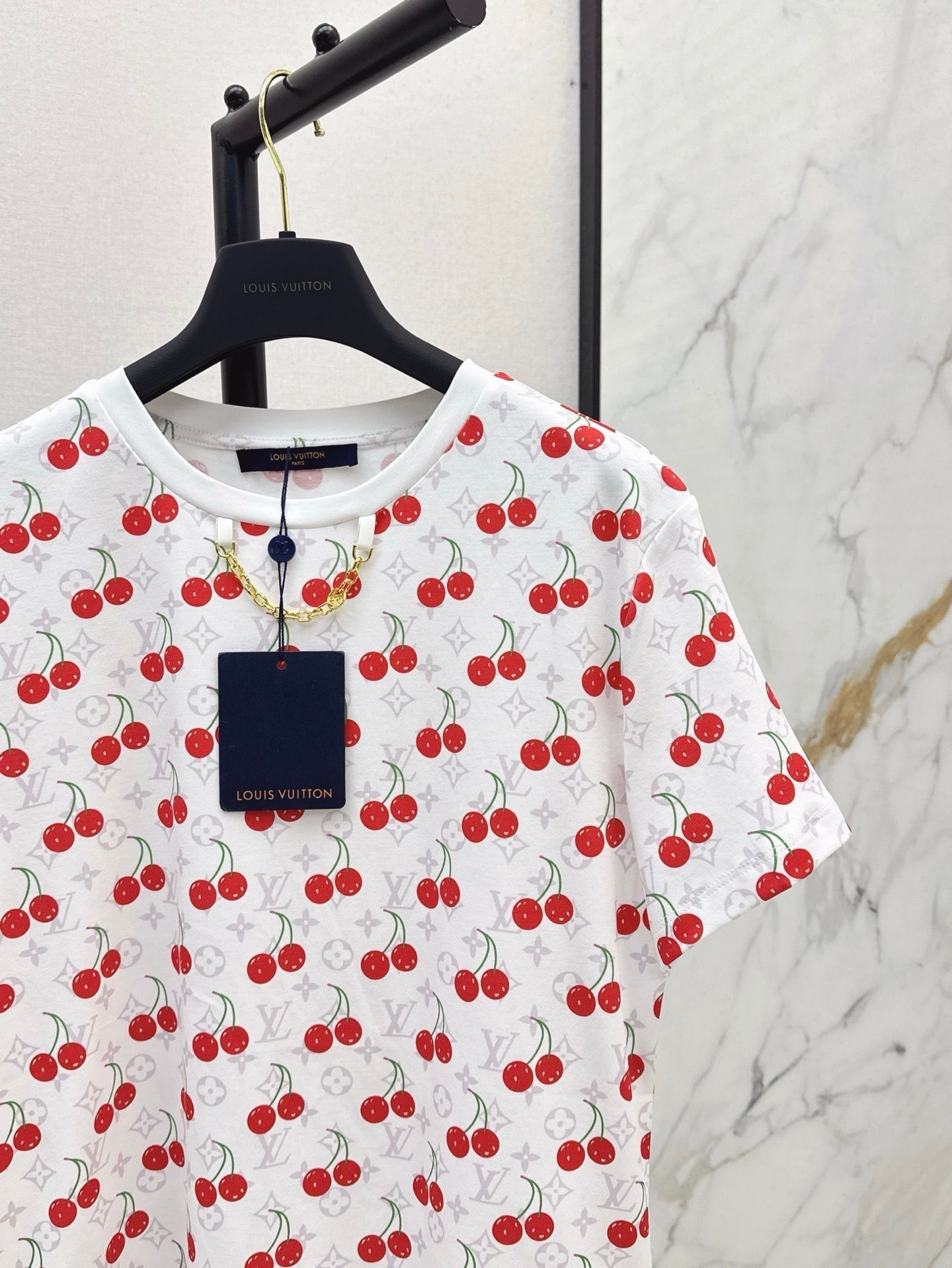 Loui* 25ss monogram cherry cotton t-shirt