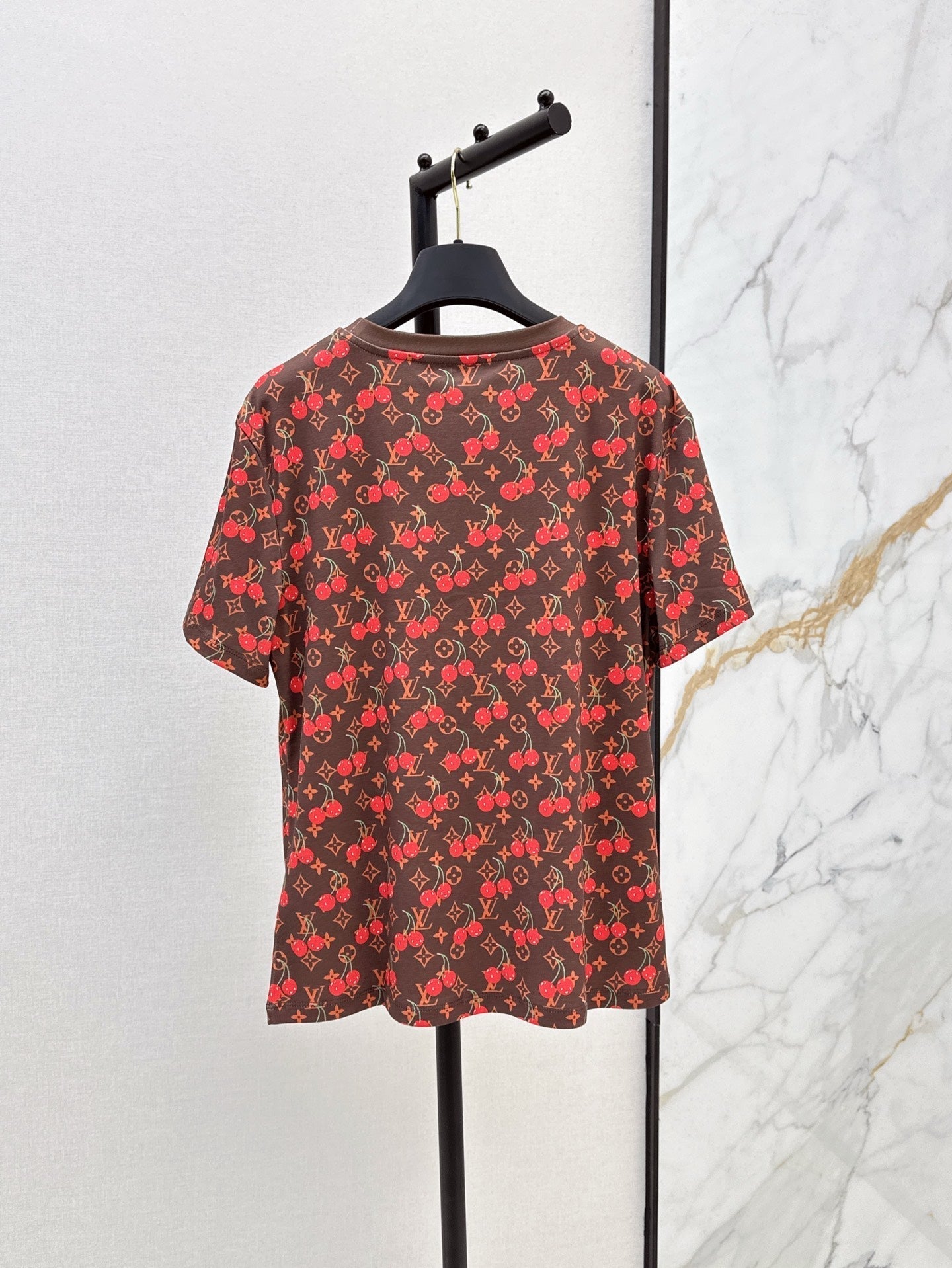 Loui* 25ss monogram cherry cotton t-shirt