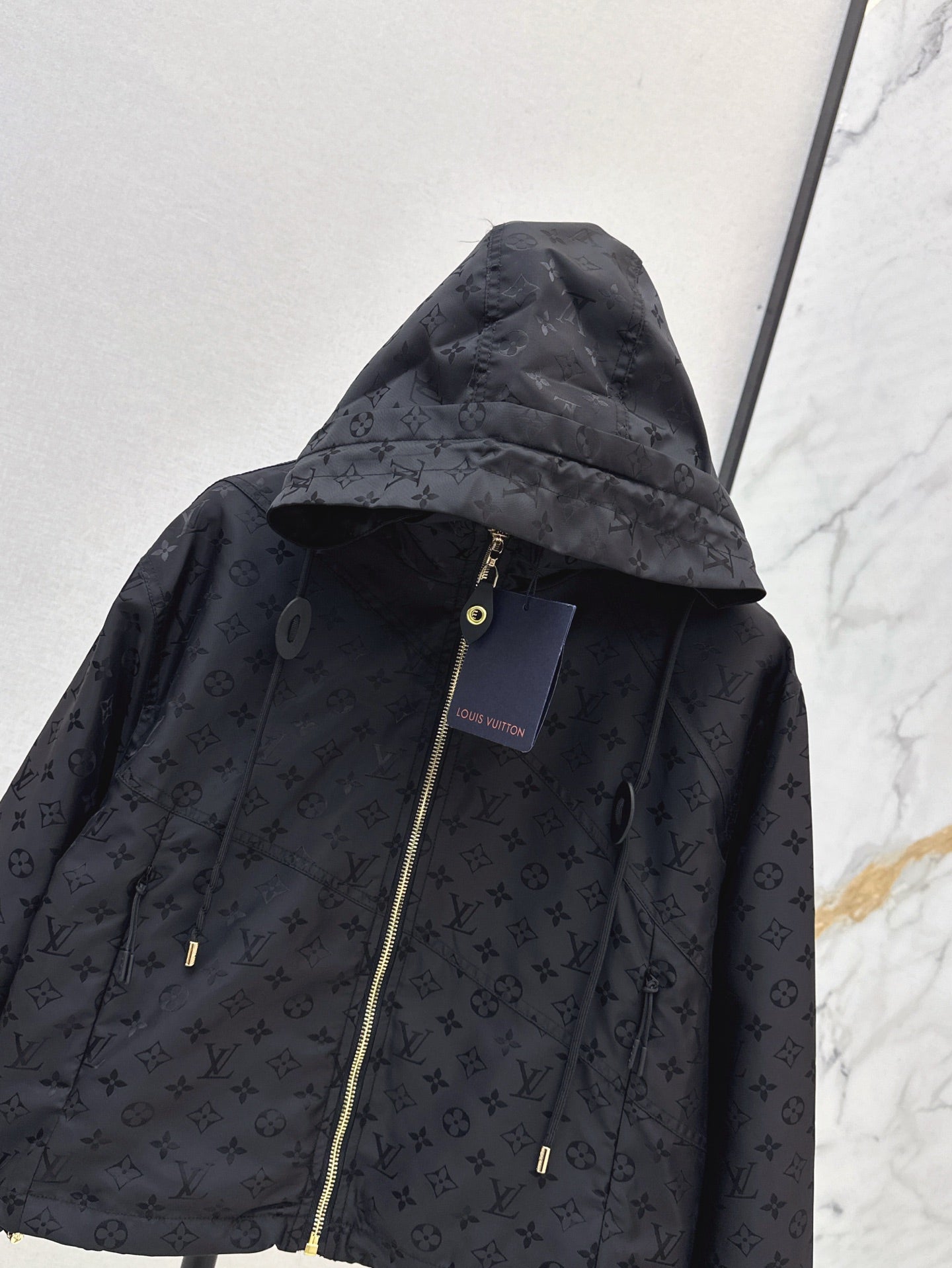 Loui* 25ss monogram cropped windbreaker