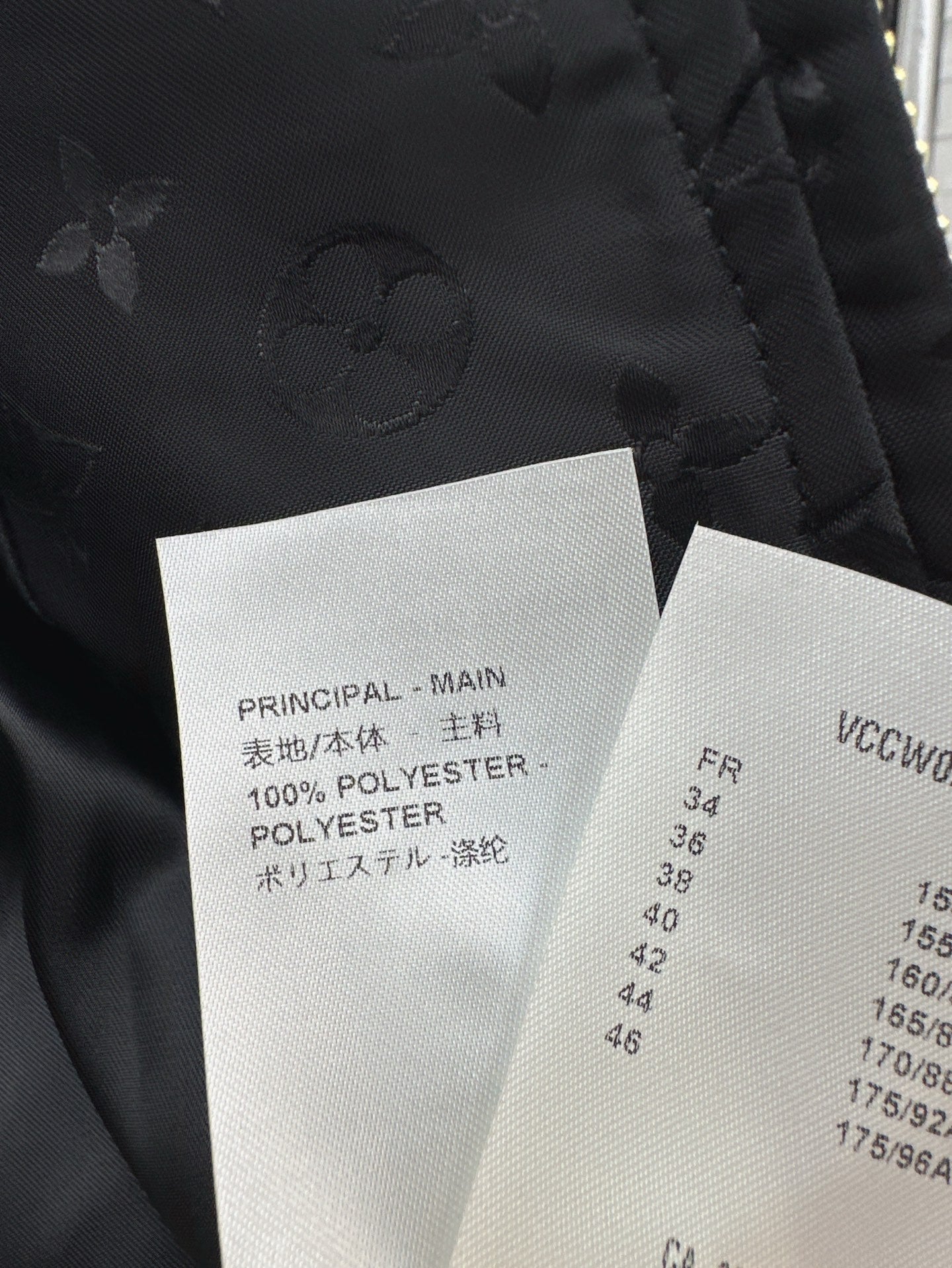 Loui* 25ss monogram cropped windbreaker