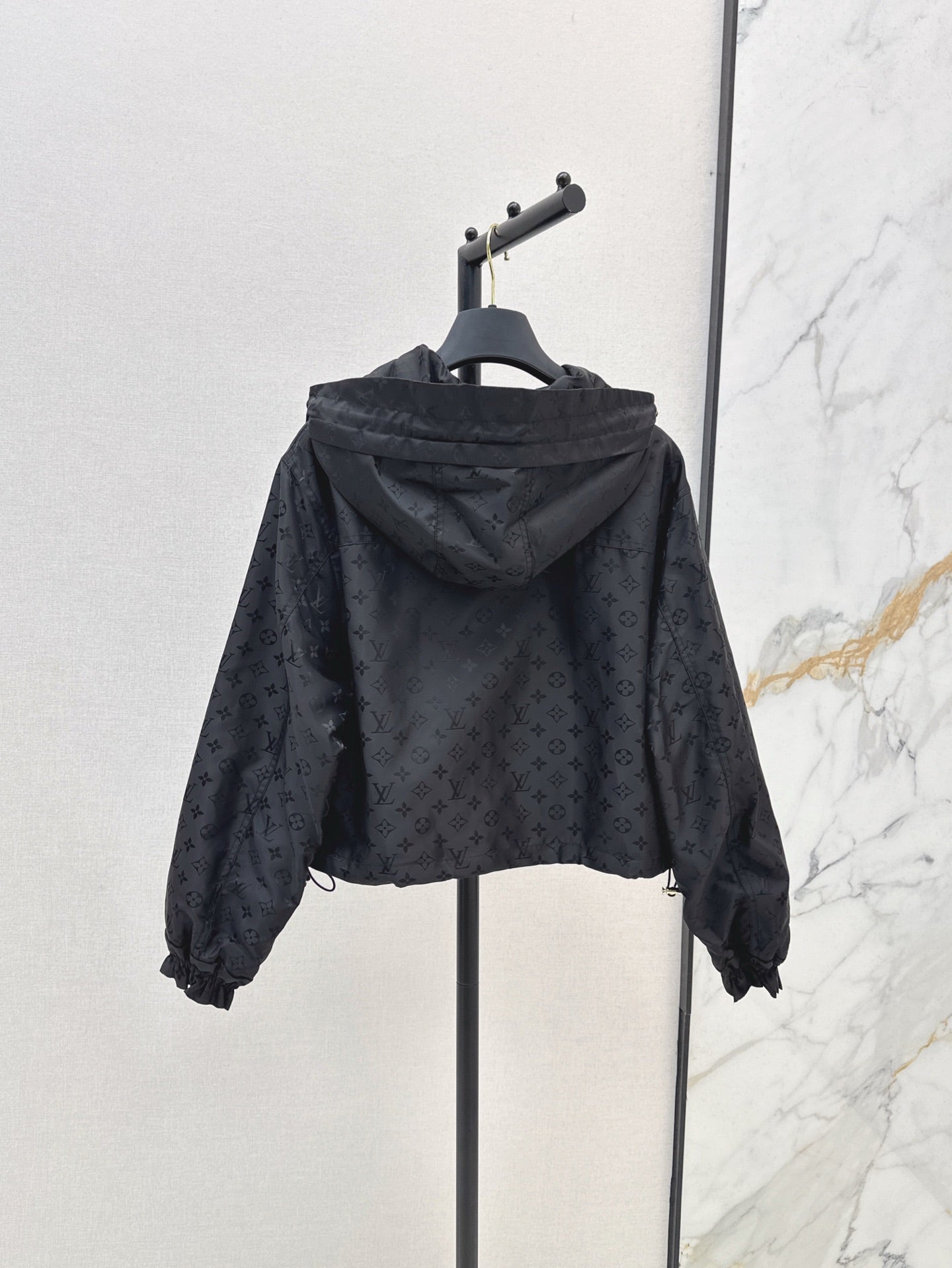 Loui* 25ss monogram cropped windbreaker