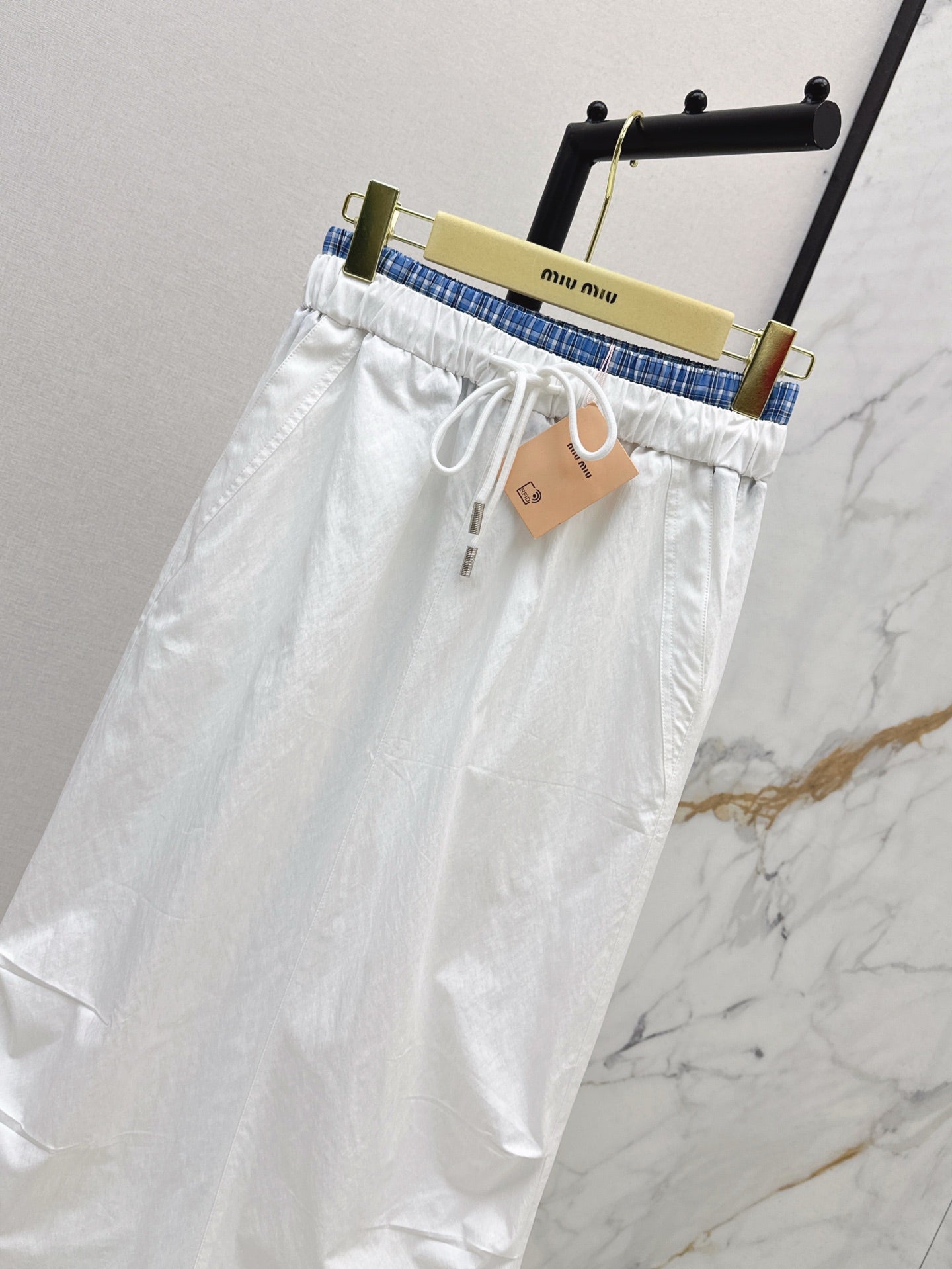 M*u 25ss drawstring waist midi skirt