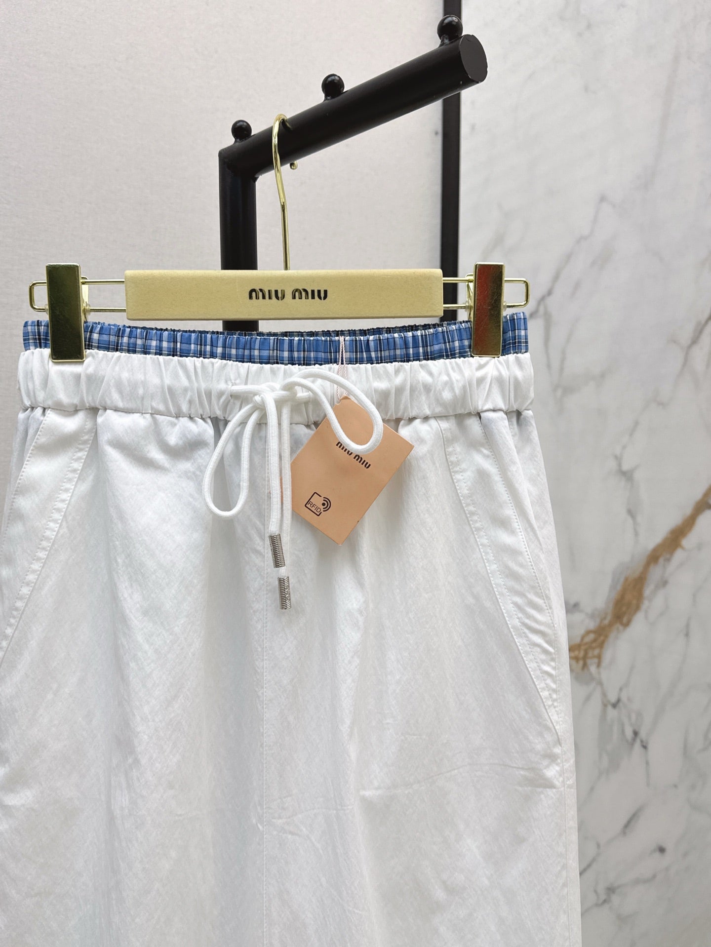 M*u 25ss drawstring waist midi skirt